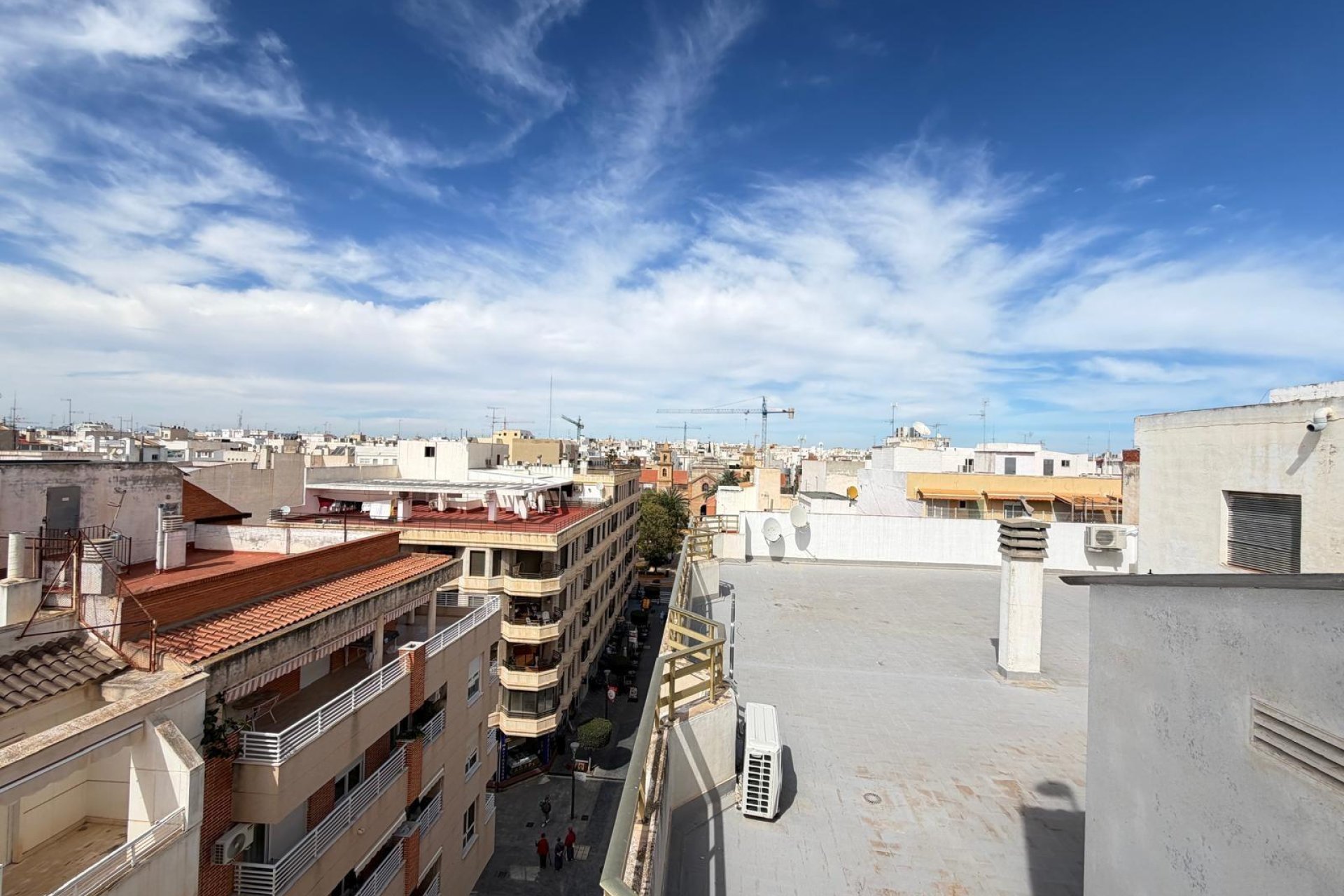 Revente - Apartment -
Torrevieja - Centro