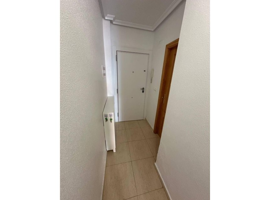 Revente - Apartment -
Torrevieja - Centro