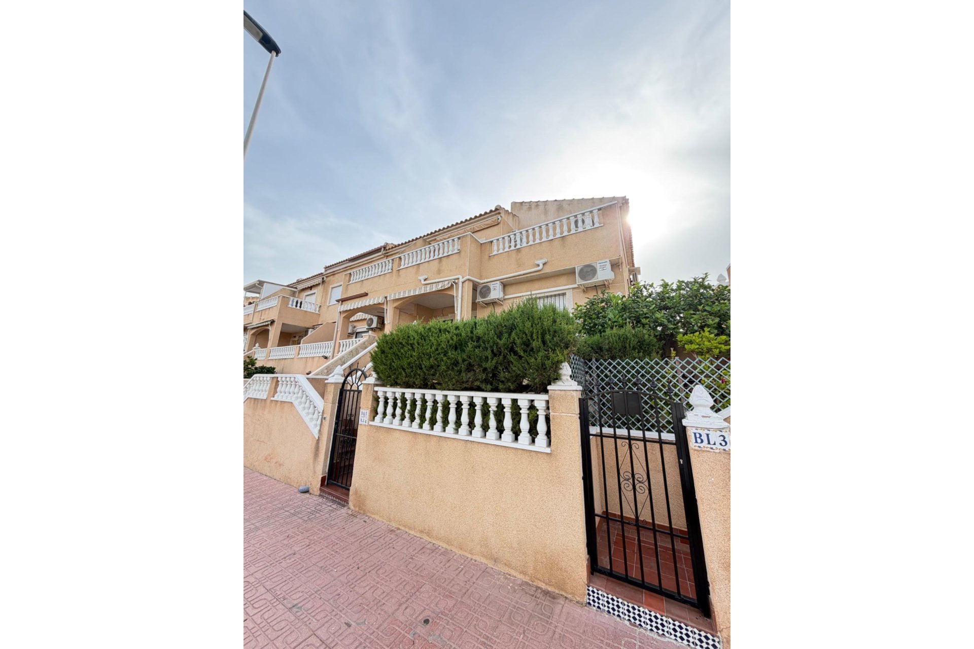 Revente - Apartment -
Torrevieja - Centro