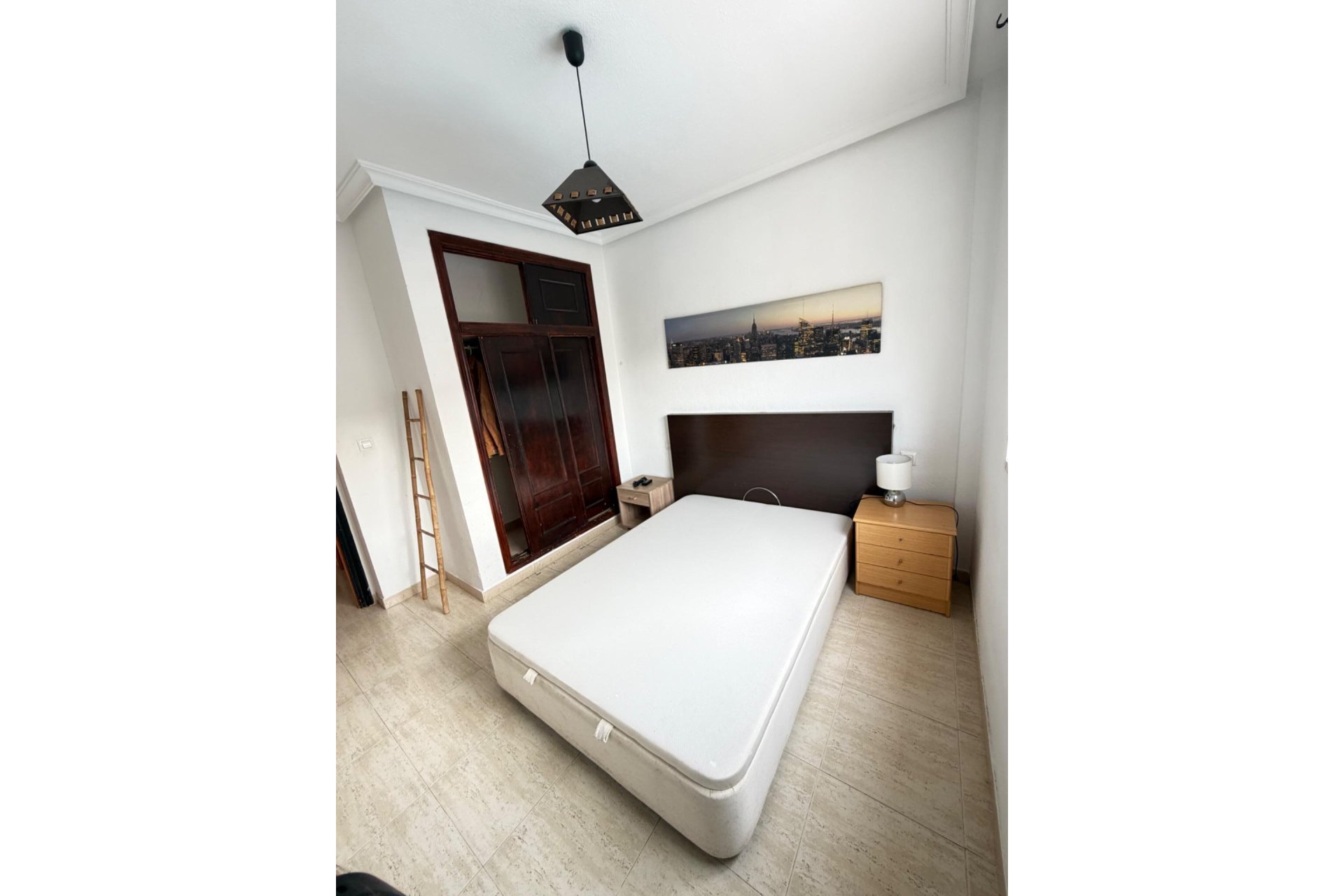 Revente - Apartment -
Torrevieja - Centro