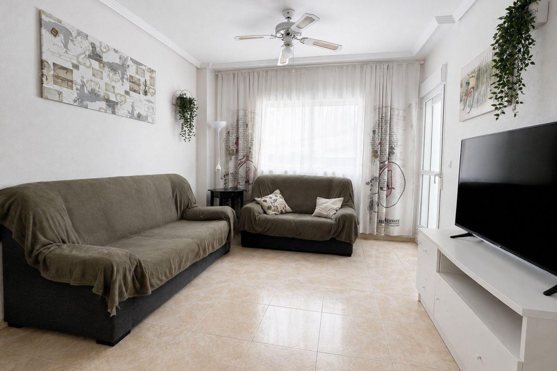Revente - Apartment -
Torrevieja - Centro