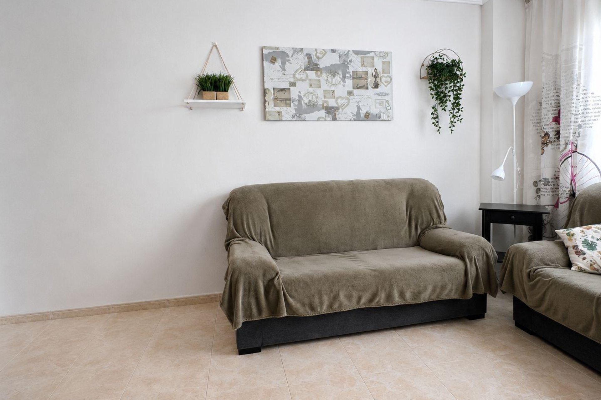 Revente - Apartment -
Torrevieja - Centro