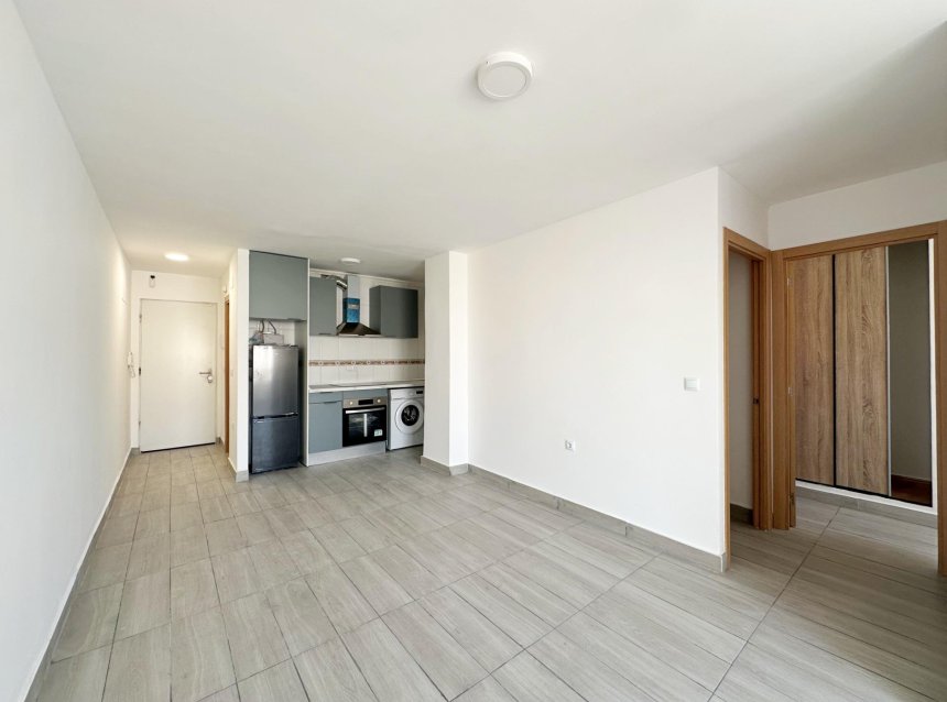 Revente - Apartment -
Torrevieja - Centro