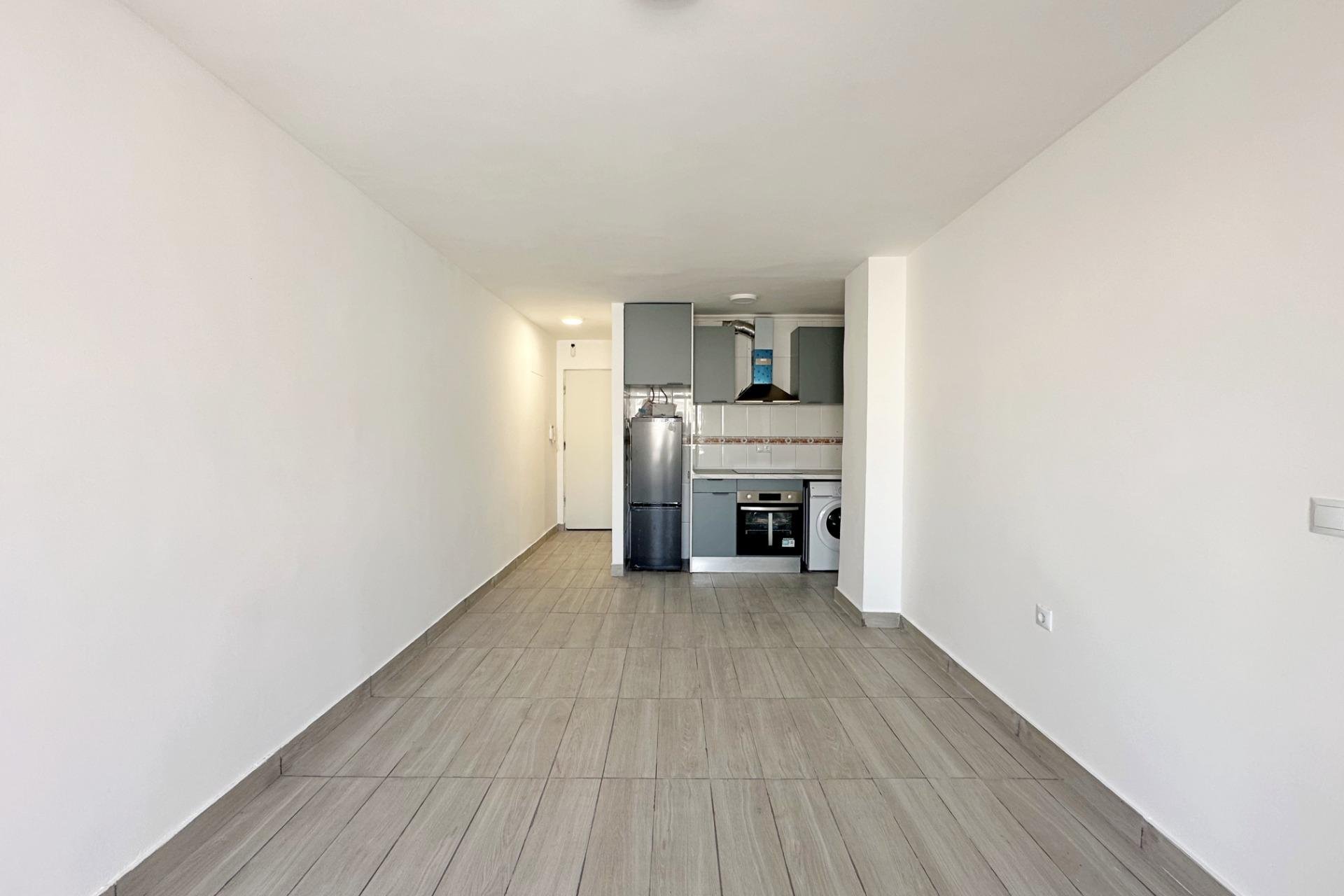Revente - Apartment -
Torrevieja - Centro