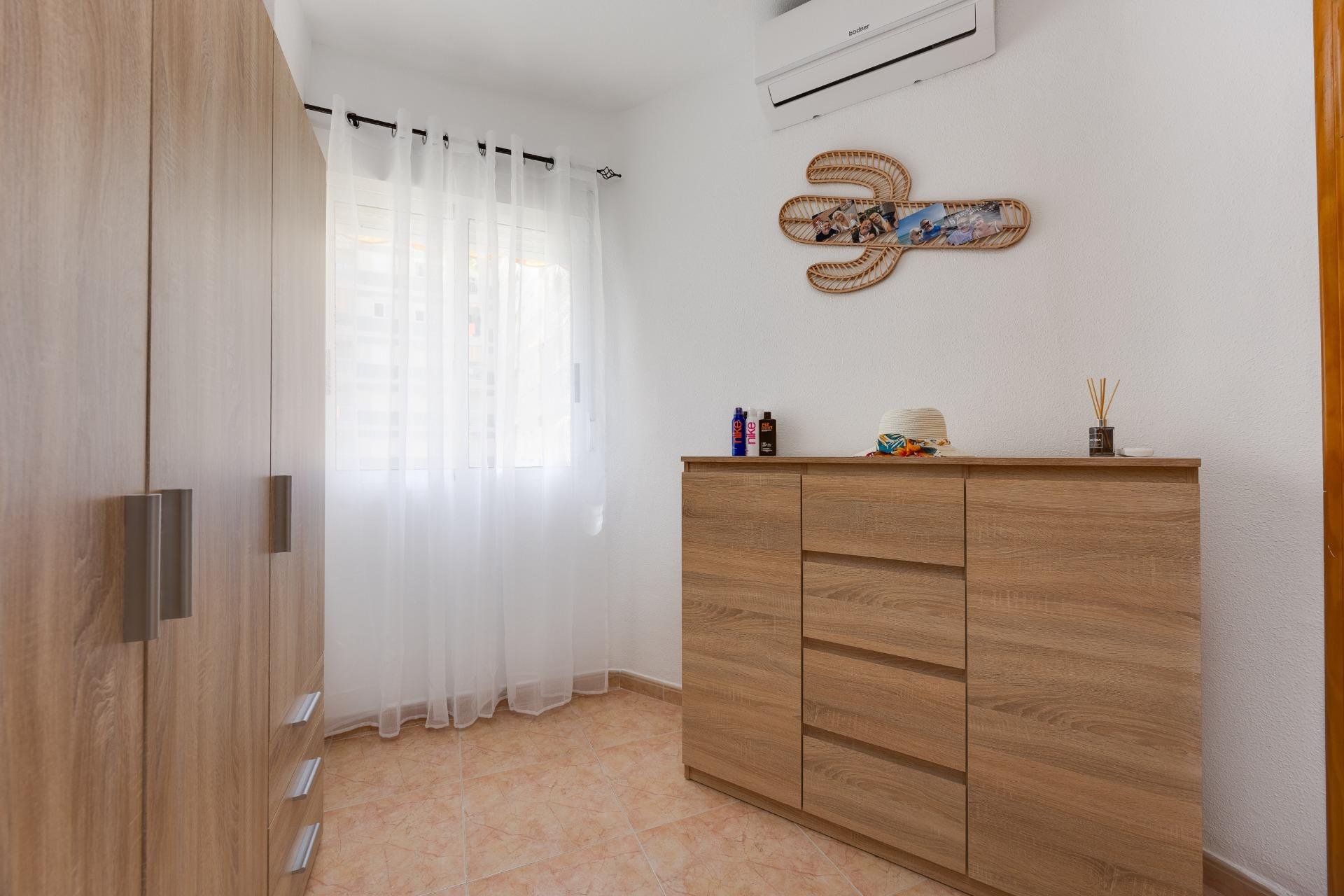 Revente - Apartment -
Torrevieja - Centro