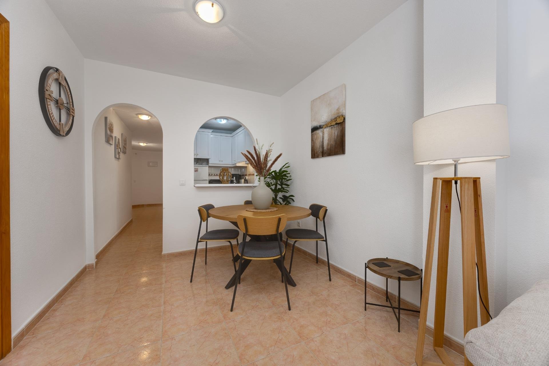 Revente - Apartment -
Torrevieja - Centro