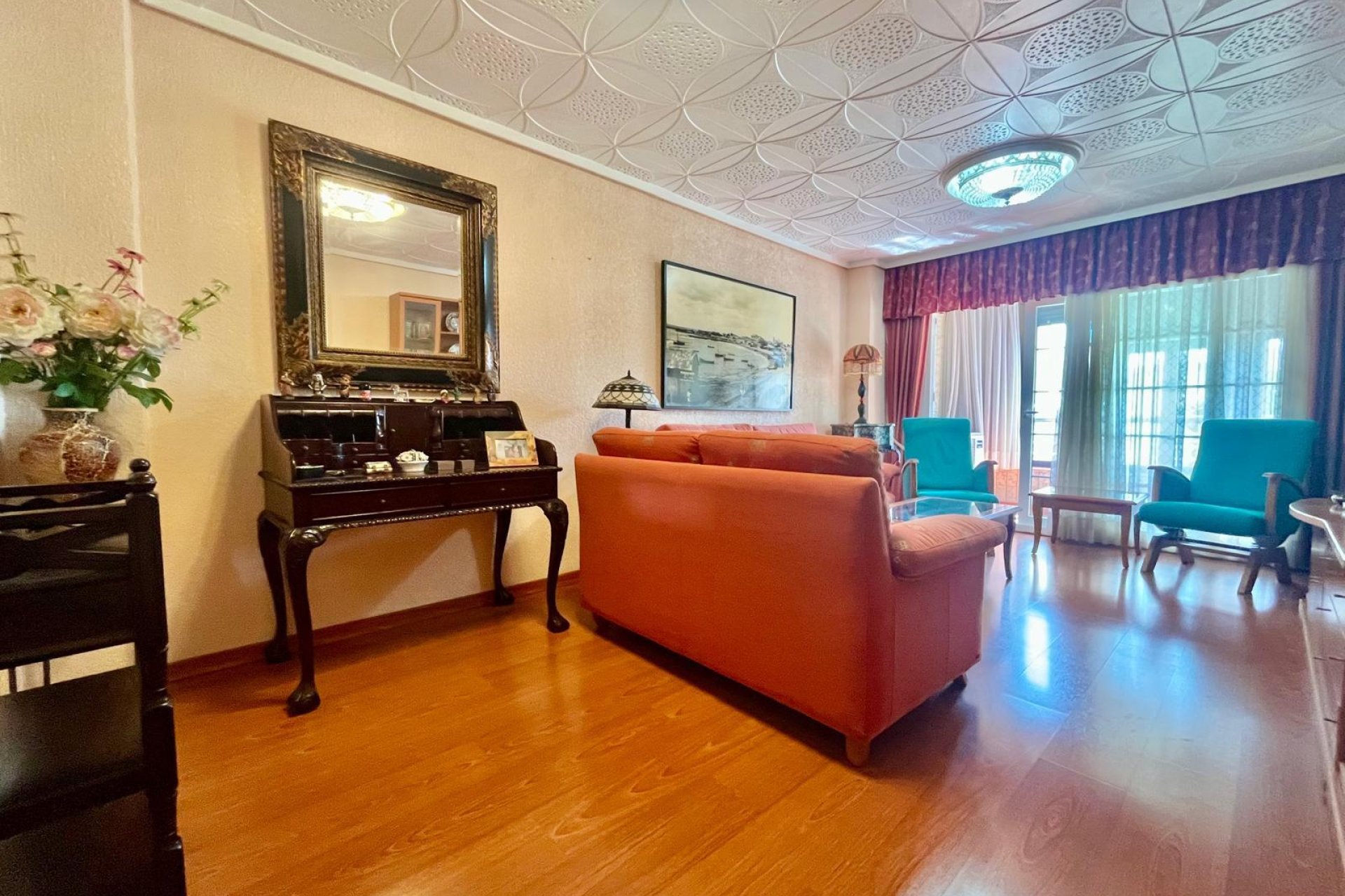 Revente - Apartment -
Torrevieja - Centro