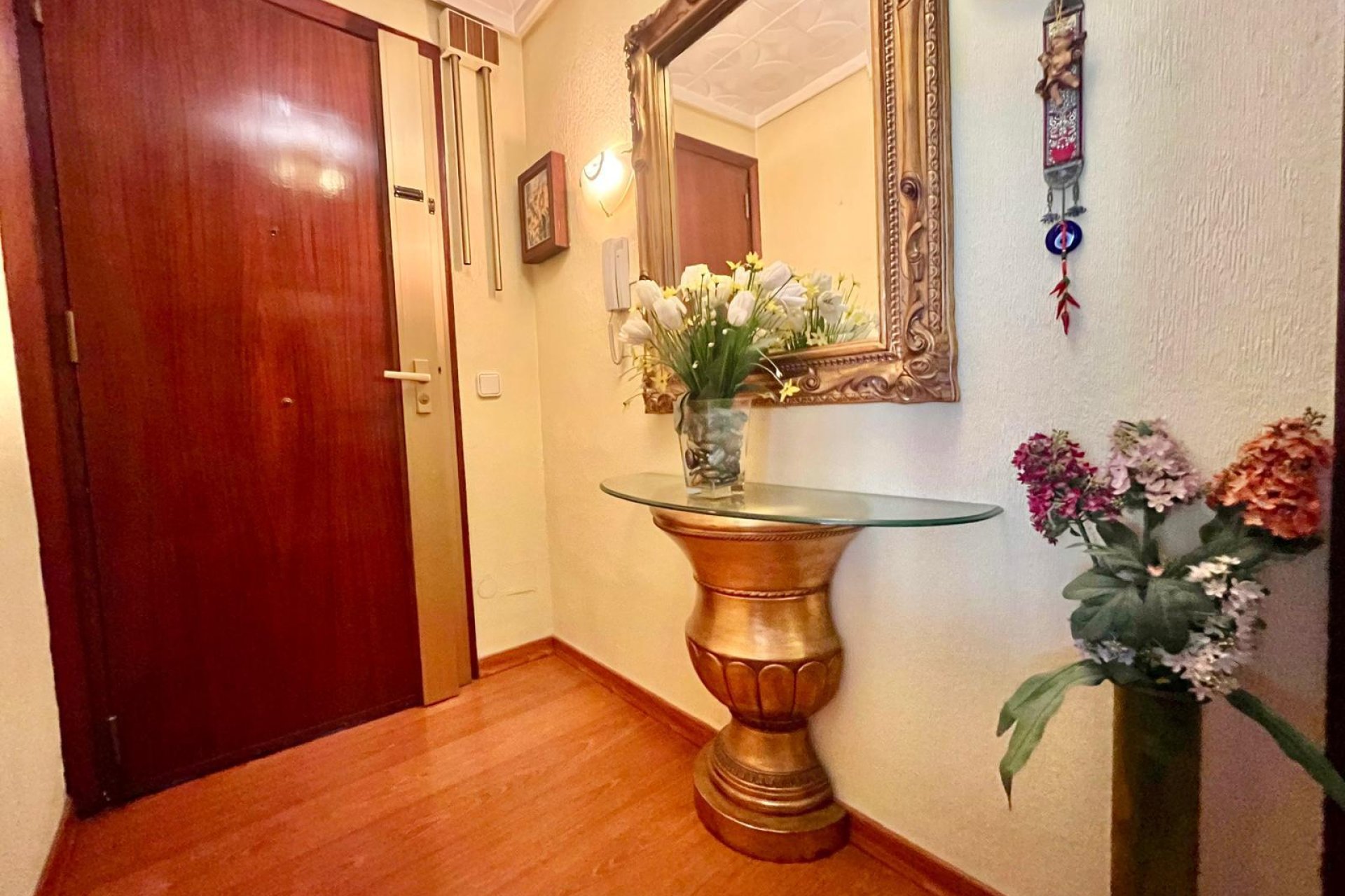 Revente - Apartment -
Torrevieja - Centro