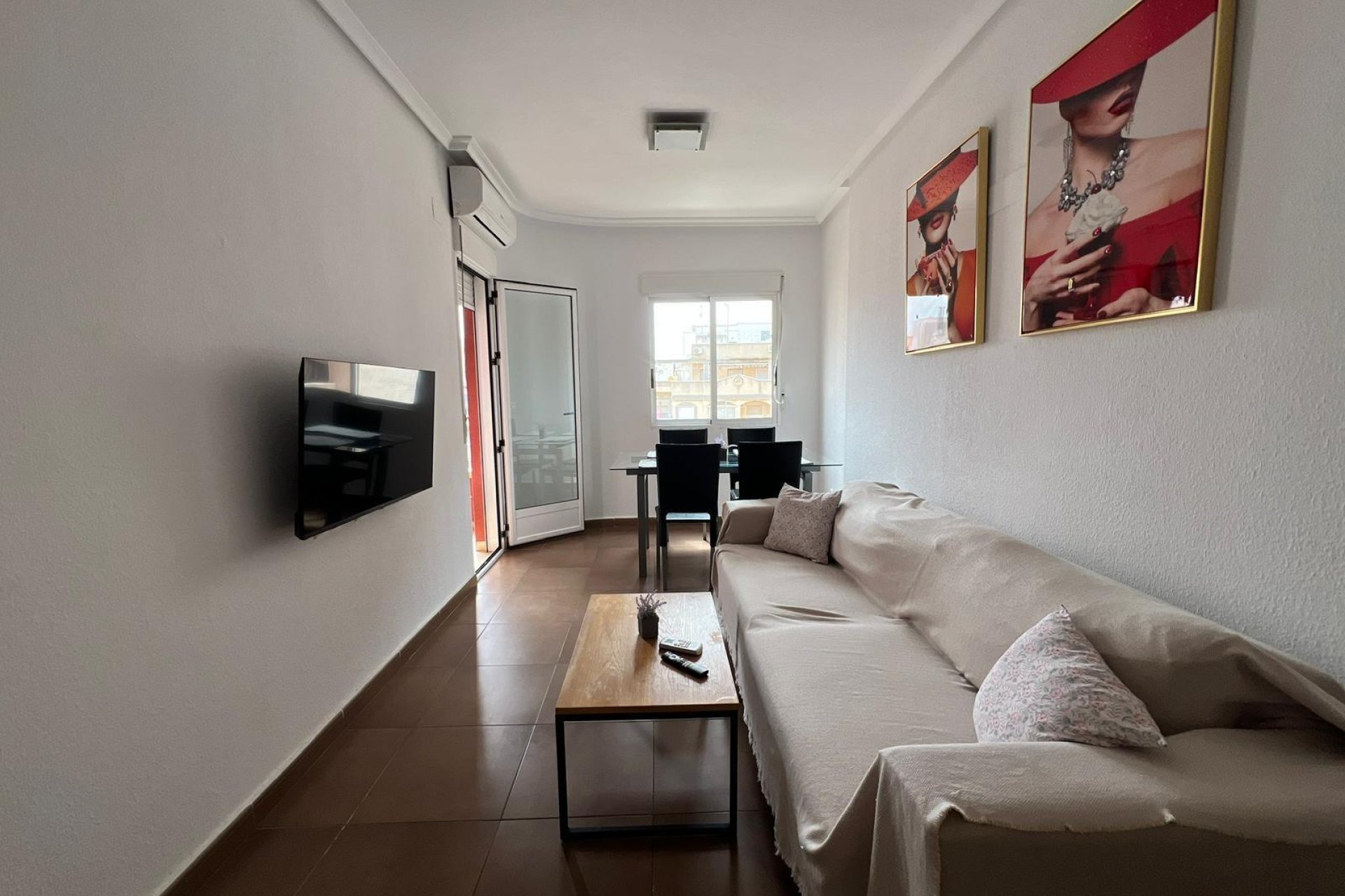 Revente - Apartment -
Torrevieja - Centro