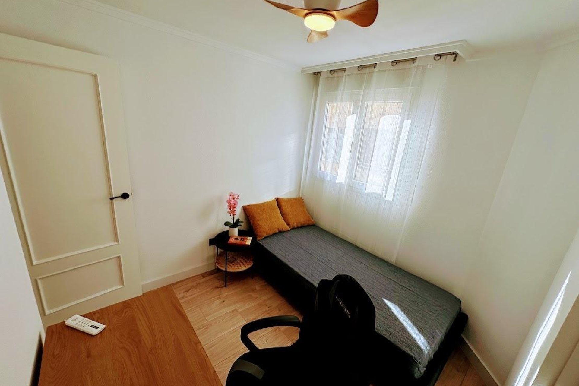 Revente - Apartment -
Torrevieja - Centro