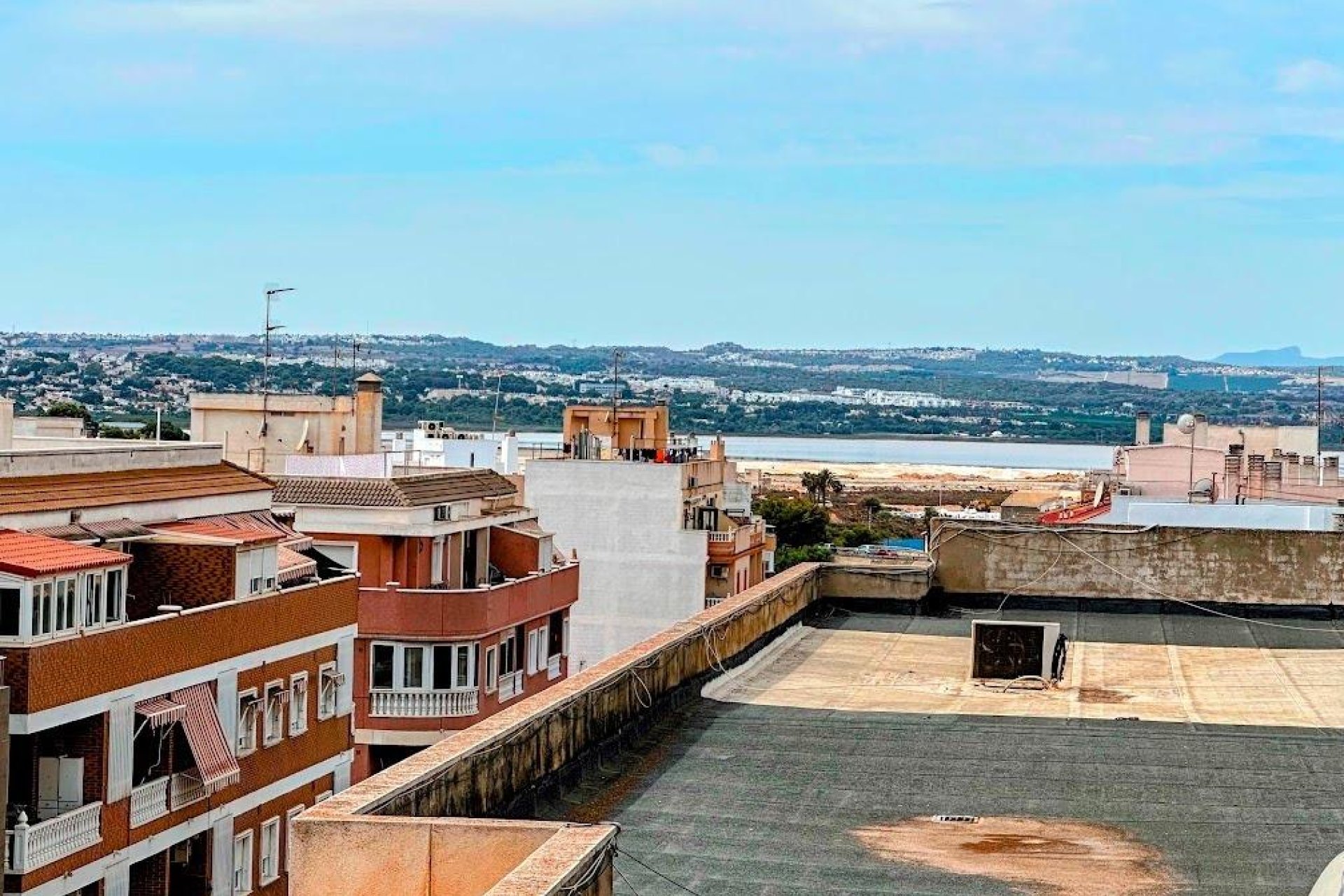 Revente - Apartment -
Torrevieja - Centro