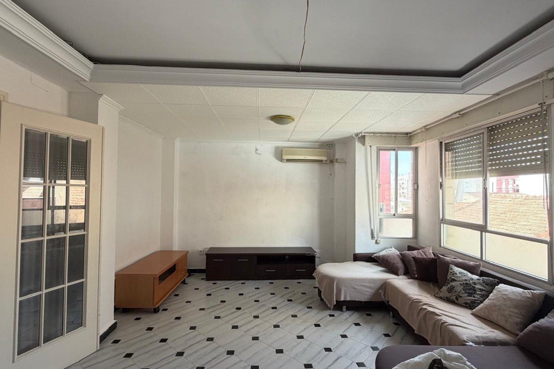 Revente - Apartment -
Torrevieja - Centro