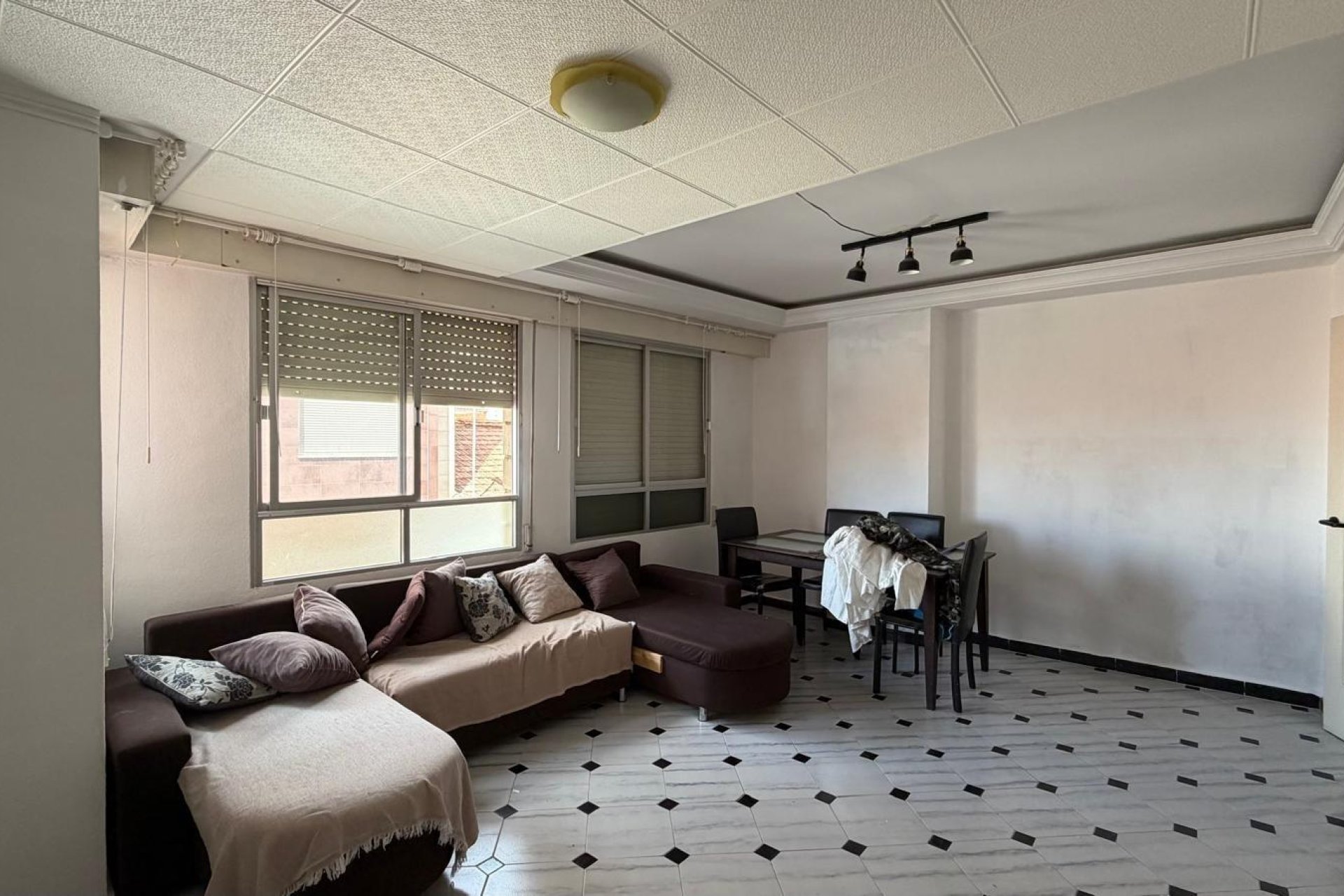 Revente - Apartment -
Torrevieja - Centro