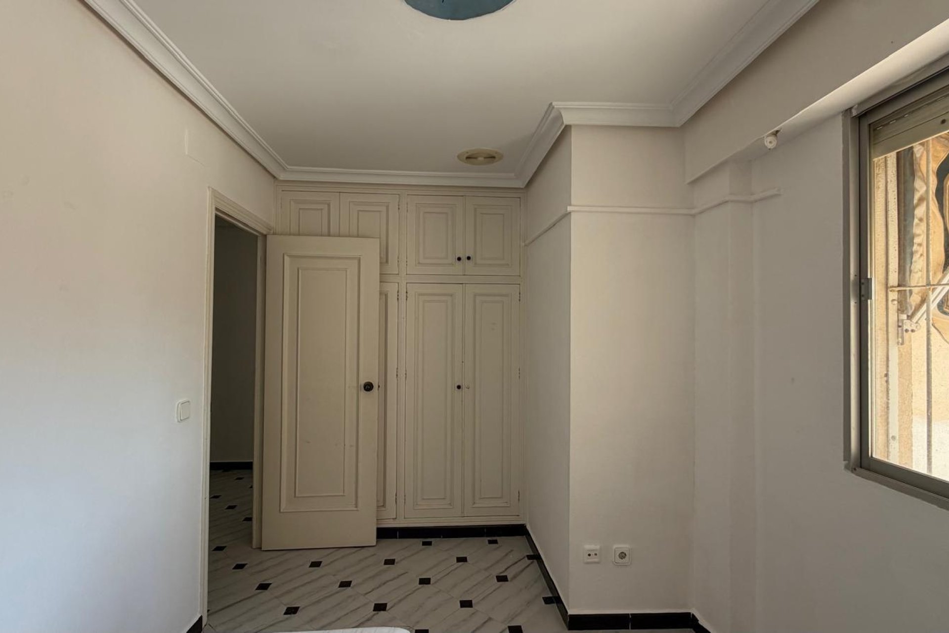 Revente - Apartment -
Torrevieja - Centro
