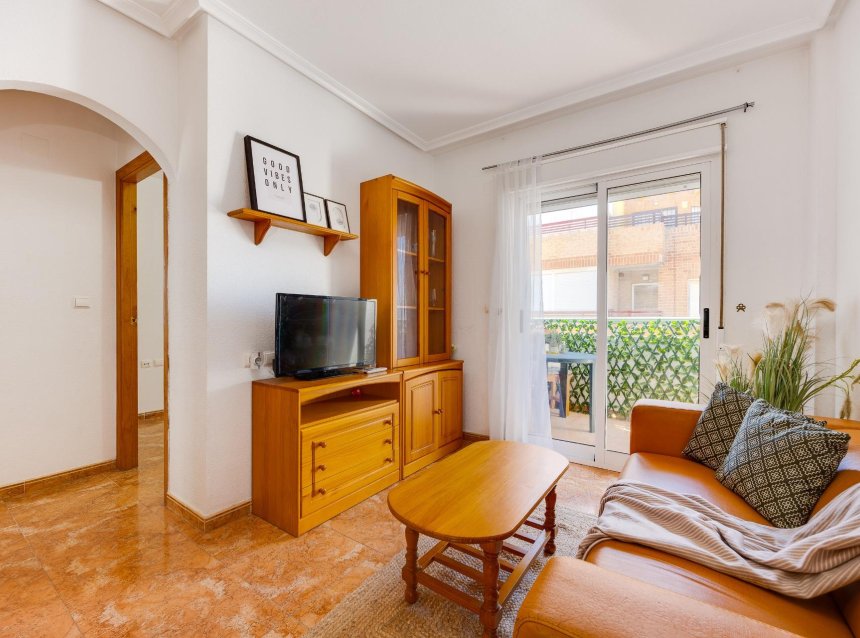 Revente - Apartment -
Torrevieja - Centro