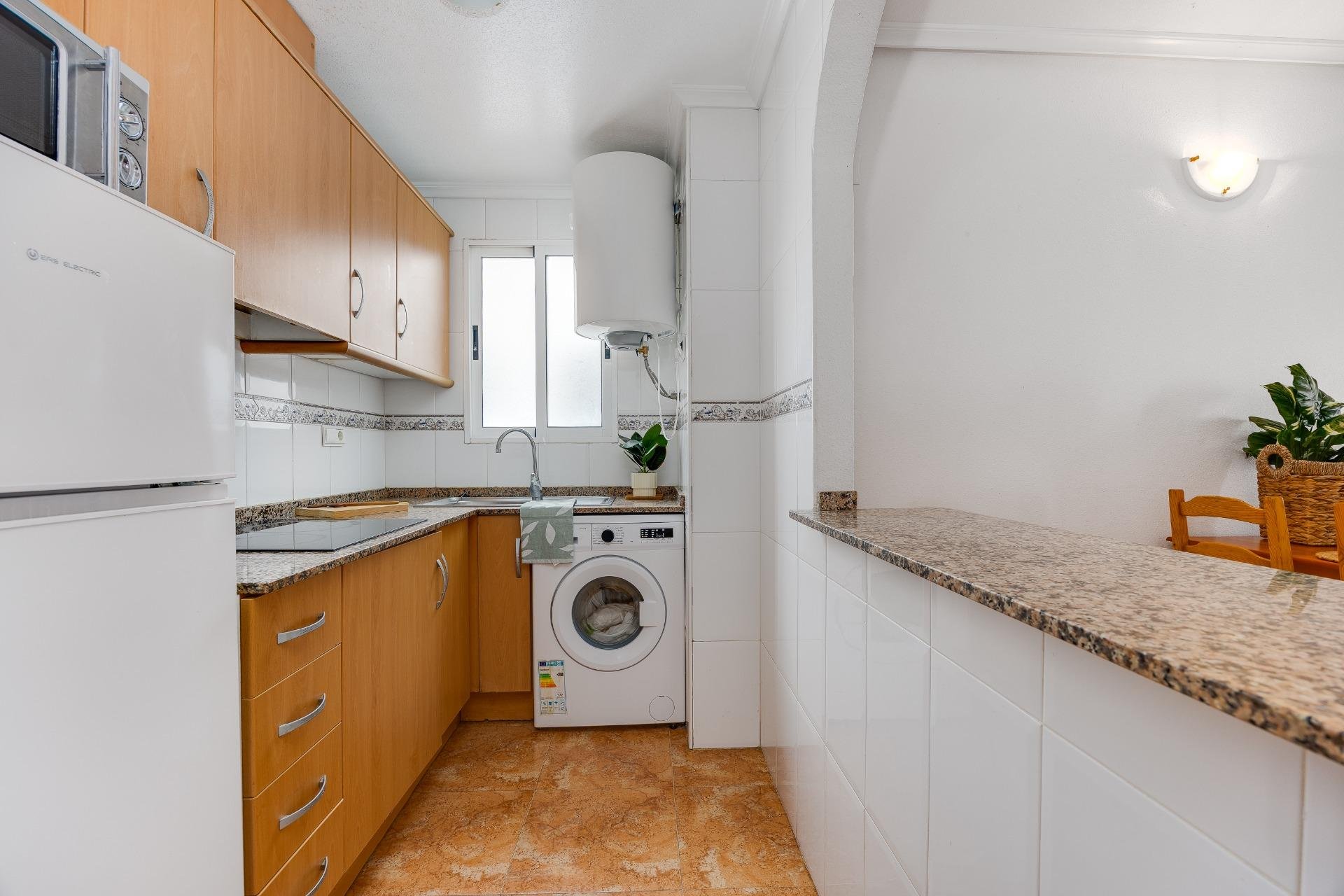 Revente - Apartment -
Torrevieja - Centro