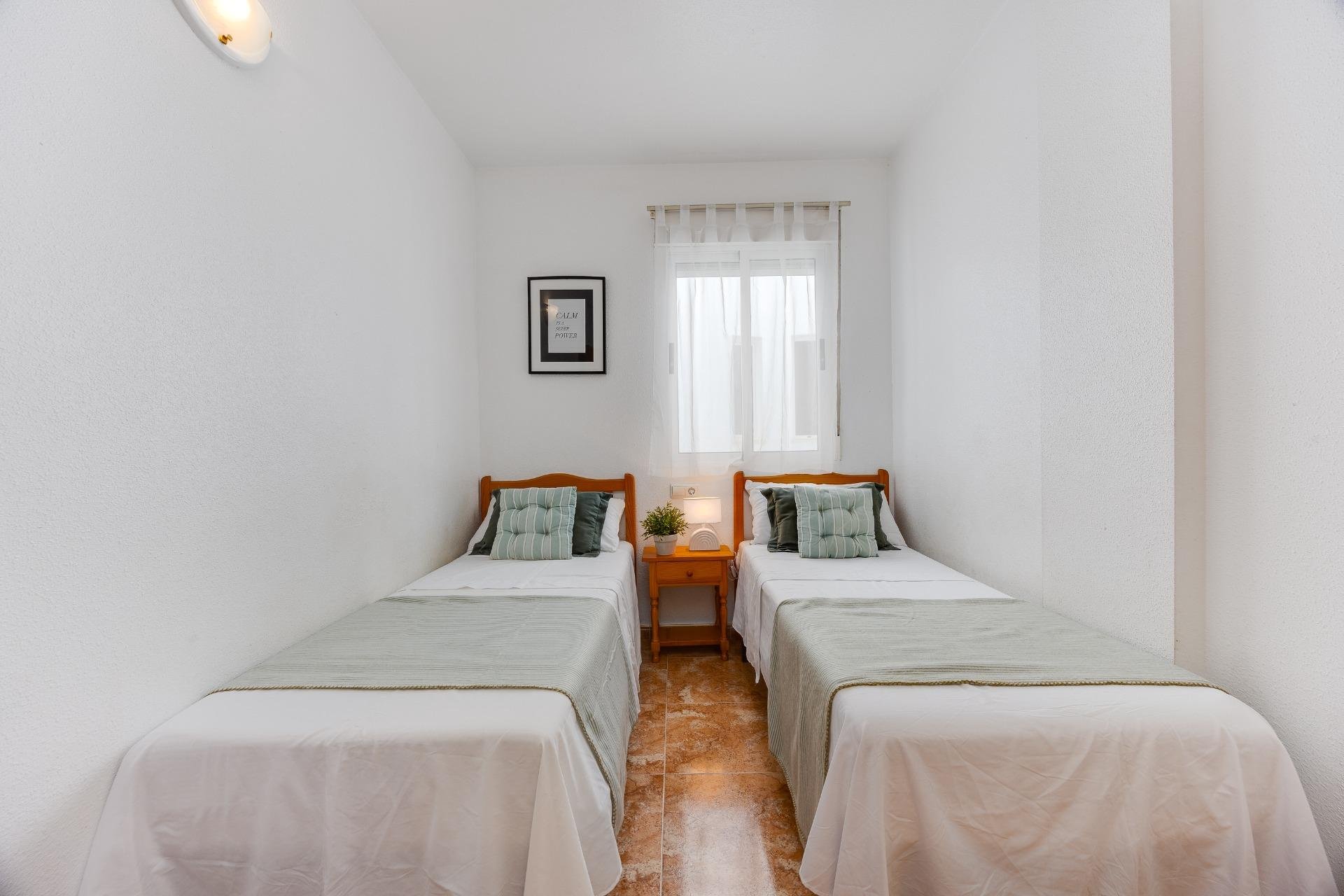 Revente - Apartment -
Torrevieja - Centro