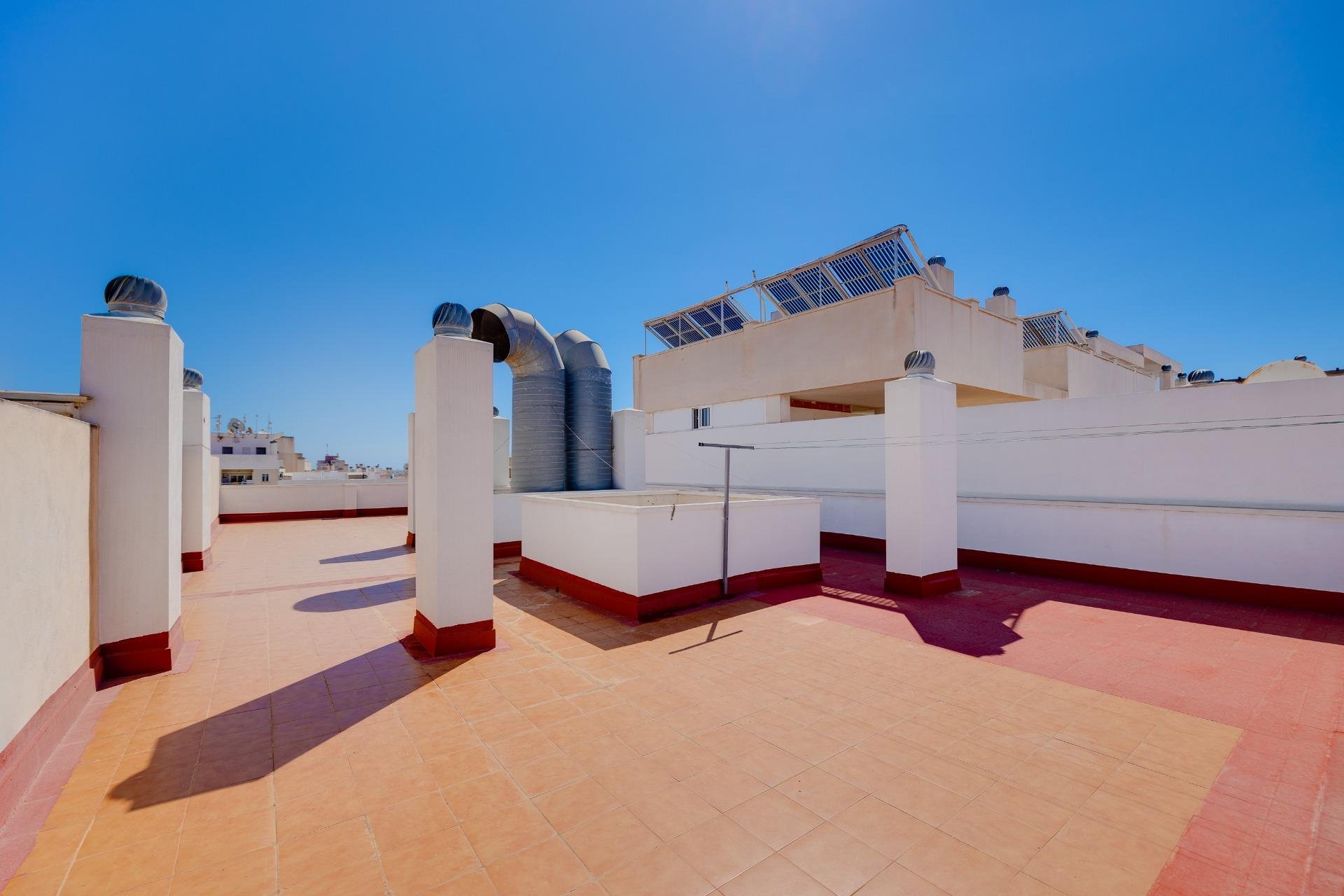 Revente - Apartment -
Torrevieja - Centro