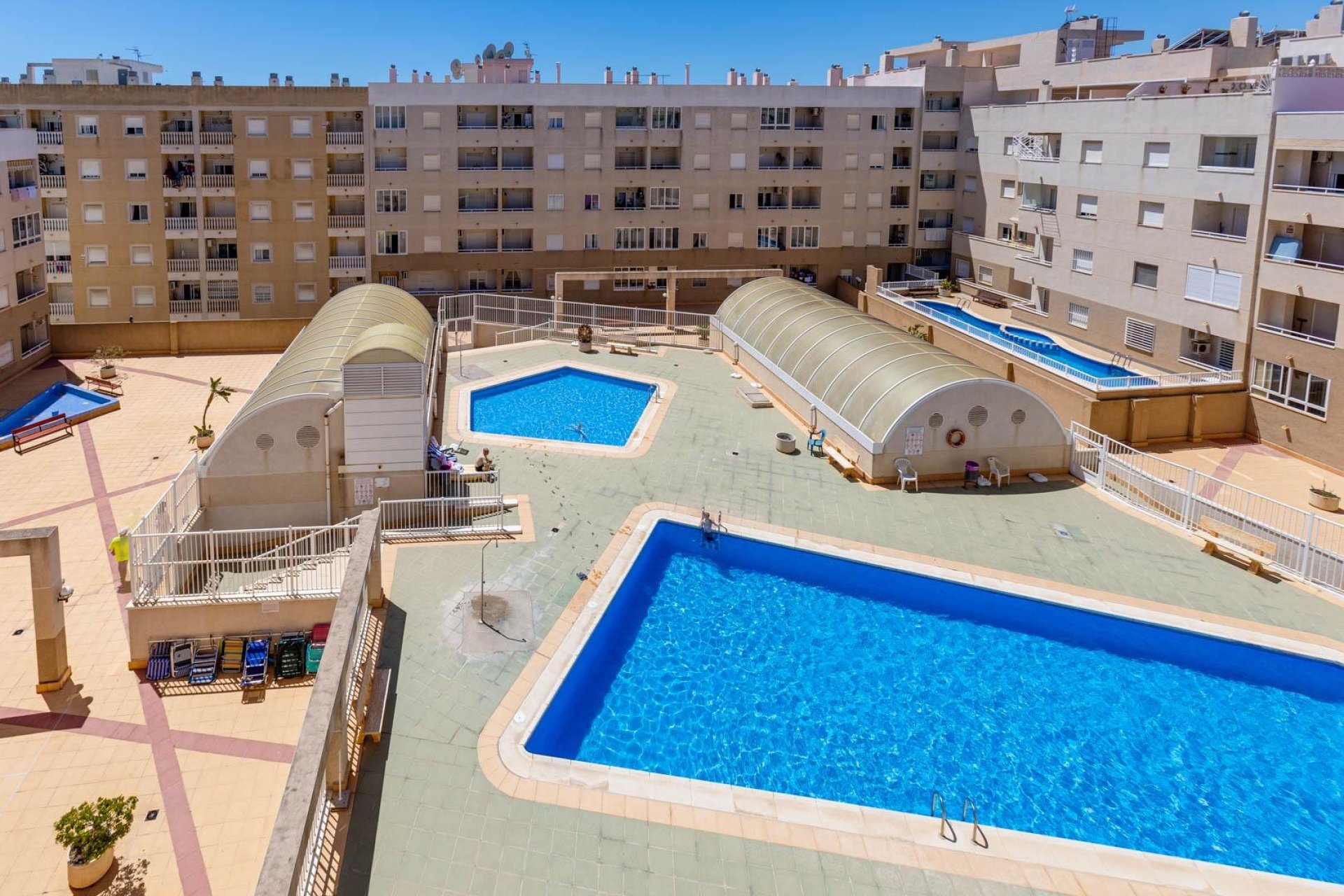 Revente - Apartment -
Torrevieja - Centro