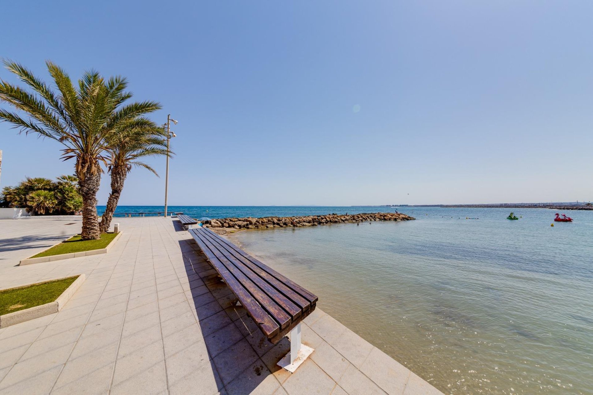 Revente - Apartment -
Torrevieja - Centro