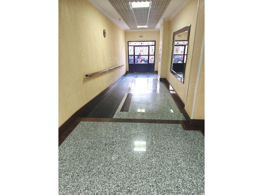 Revente - Apartment -
Torrevieja - Centro