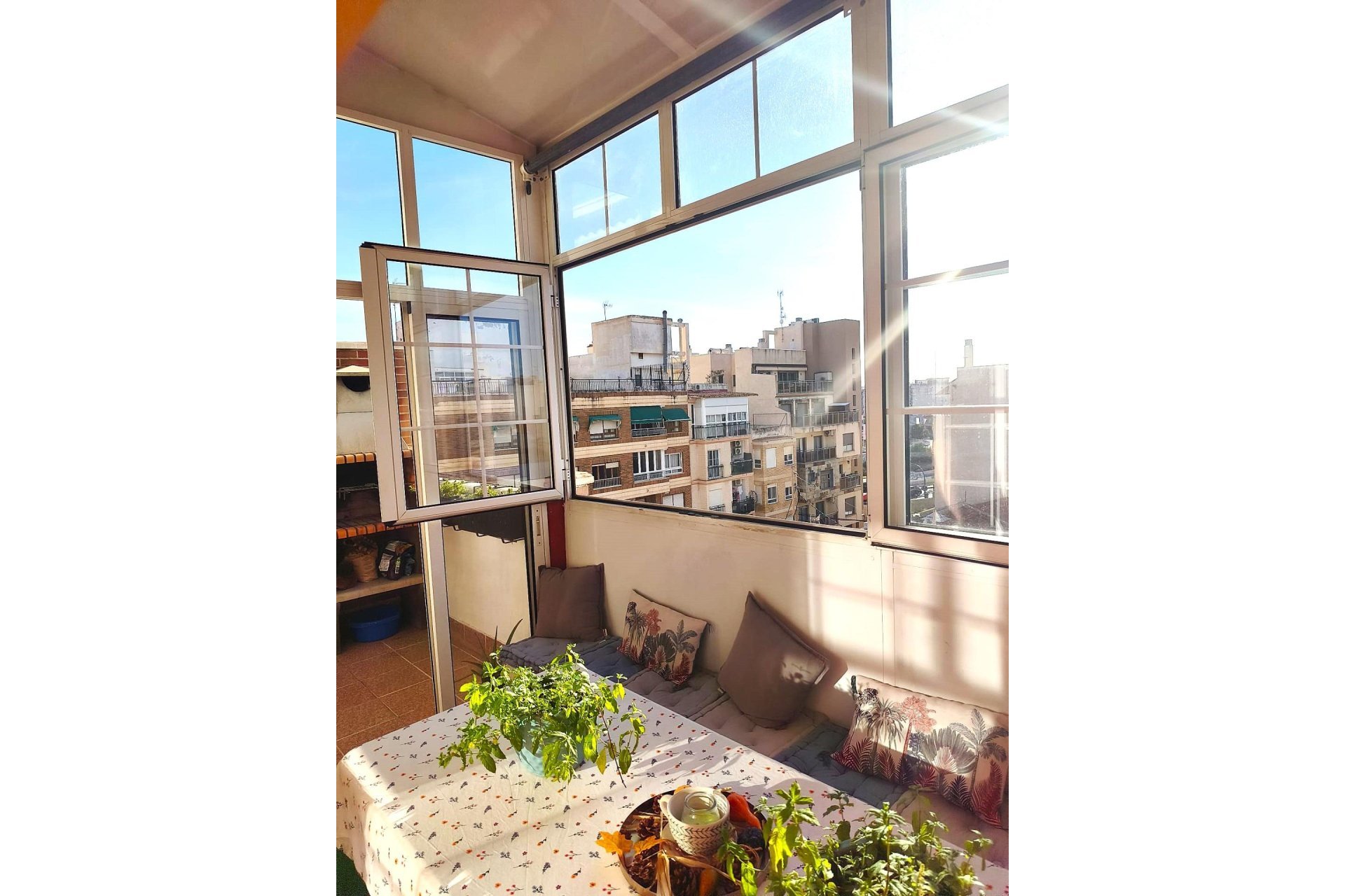 Revente - Apartment -
Torrevieja - Centro