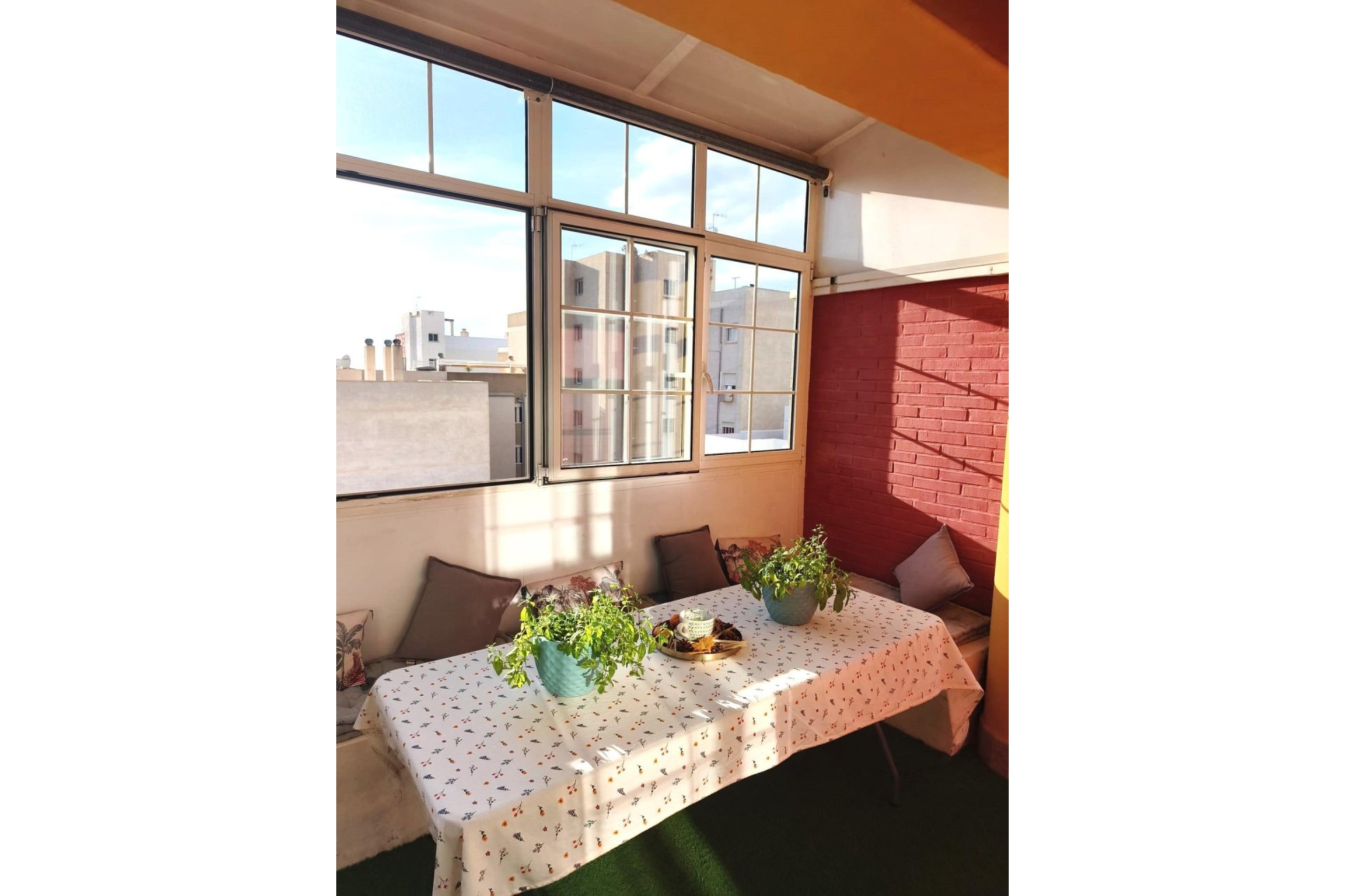 Revente - Apartment -
Torrevieja - Centro