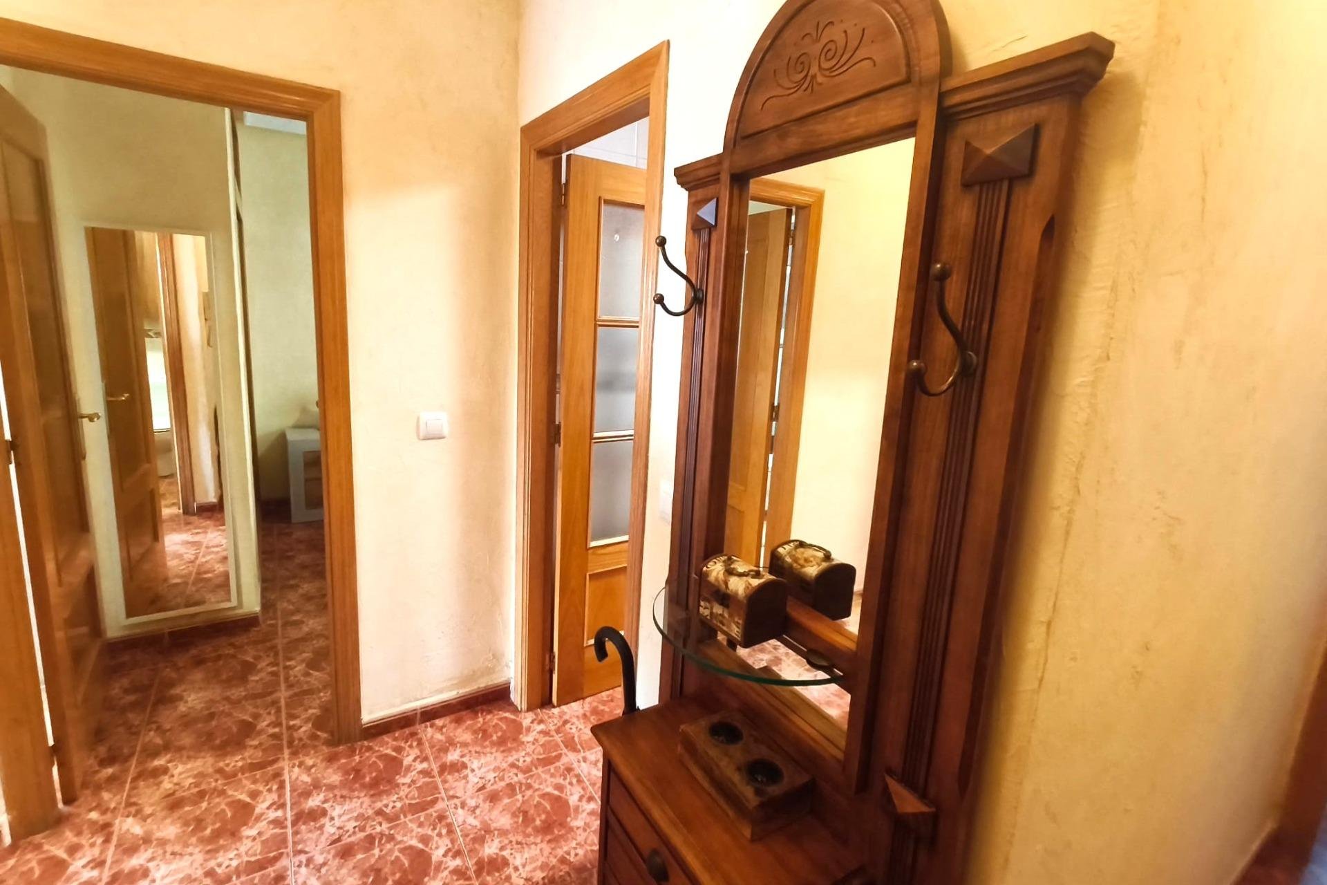Revente - Apartment -
Torrevieja - Centro