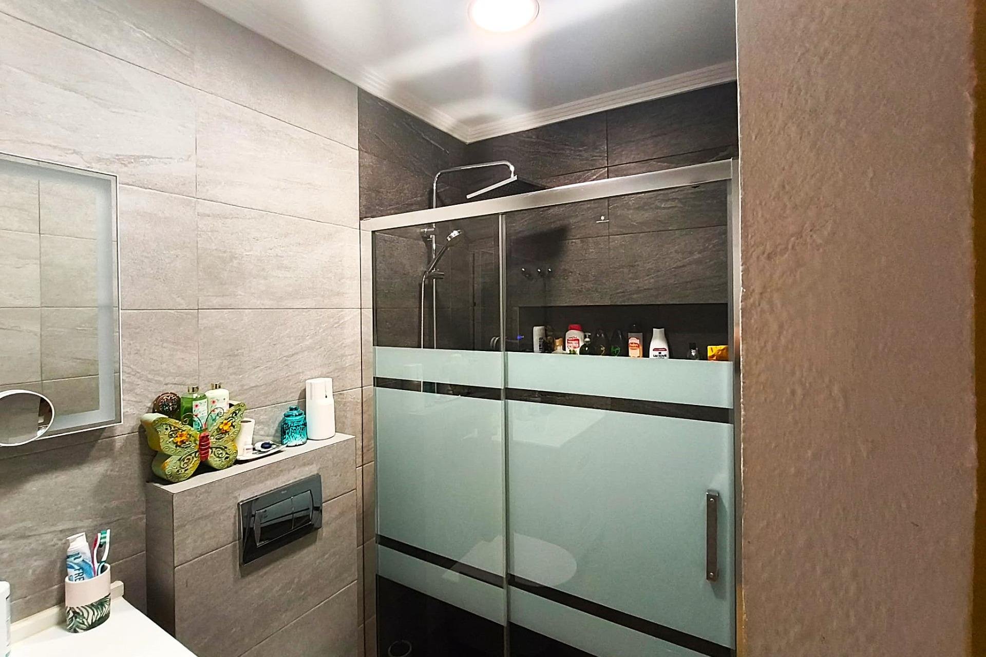 Revente - Apartment -
Torrevieja - Centro