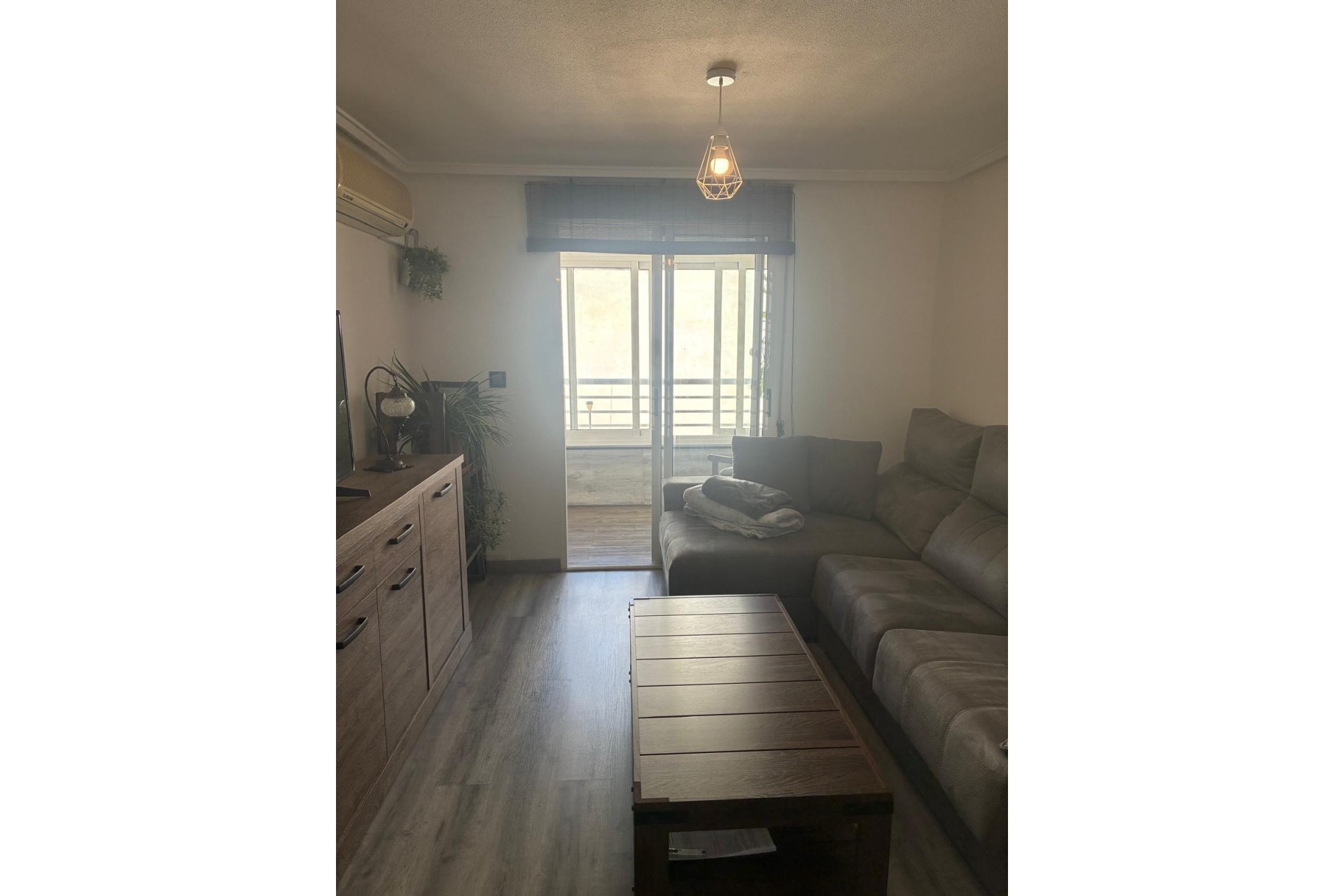 Revente - Apartment -
Torrevieja - Centro