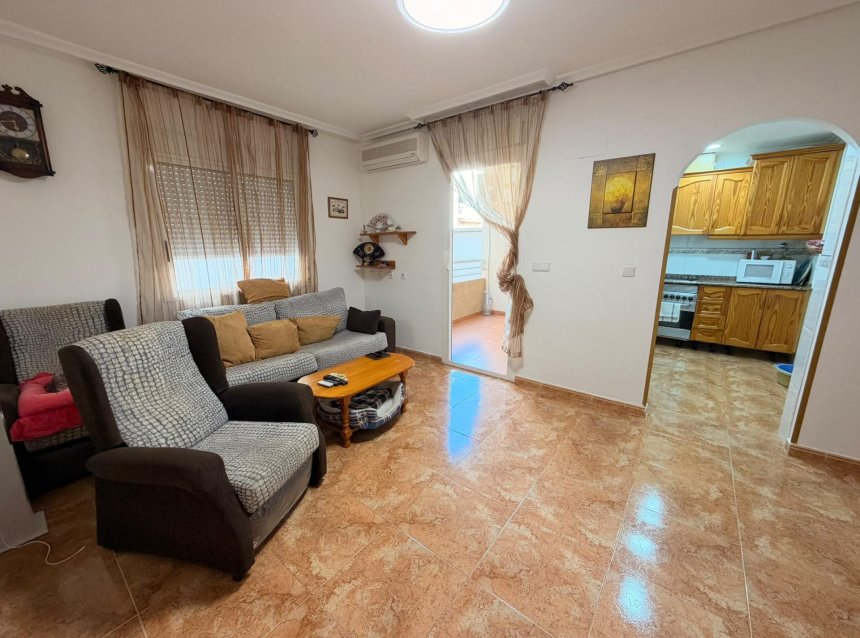Revente - Apartment -
Torrevieja - Centro