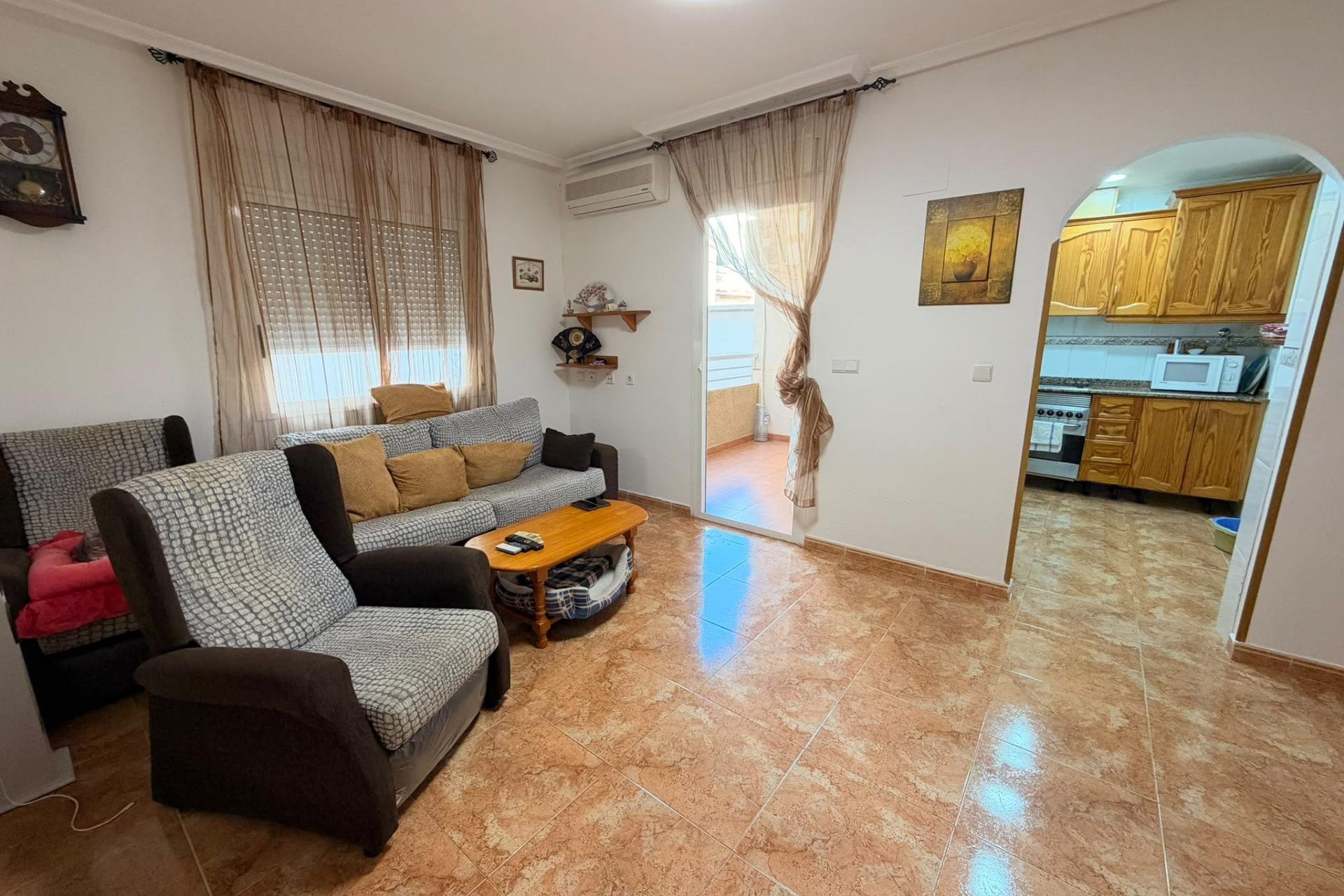Revente - Apartment -
Torrevieja - Centro