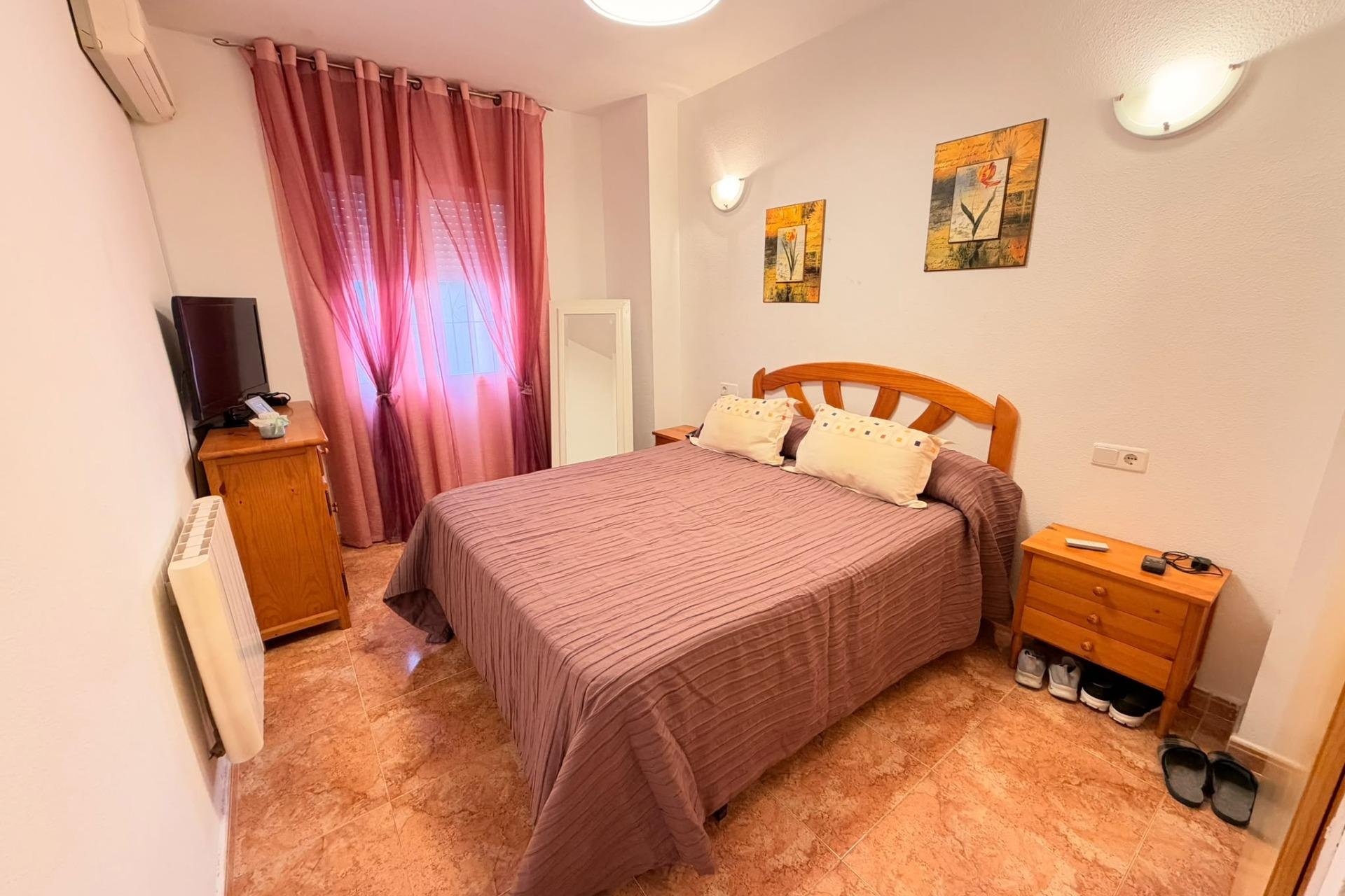 Revente - Apartment -
Torrevieja - Centro