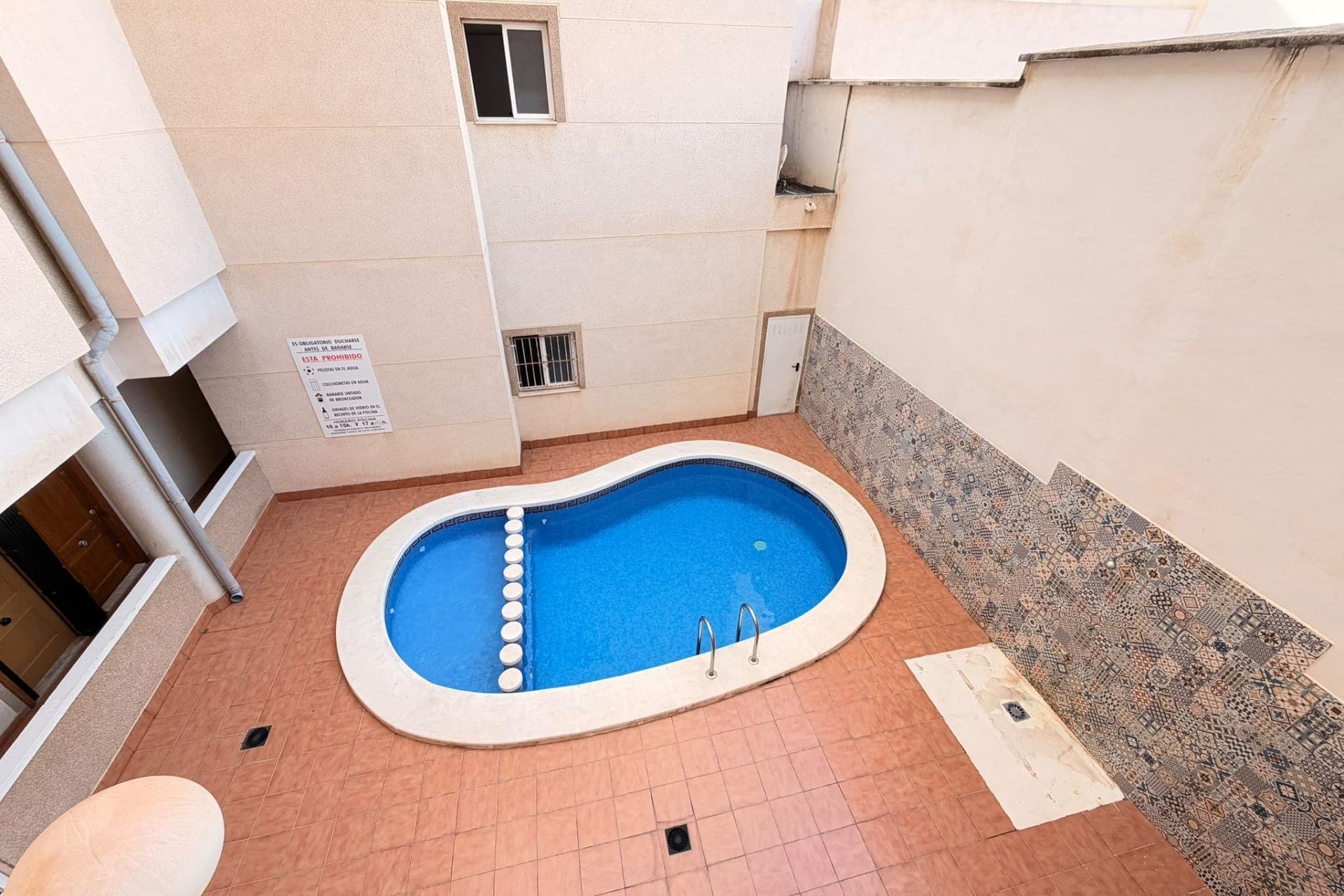 Revente - Apartment -
Torrevieja - Centro