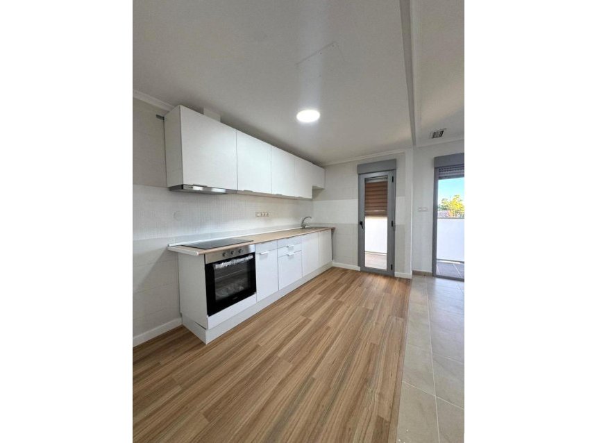 Revente - Apartment -
Torrevieja - Centro