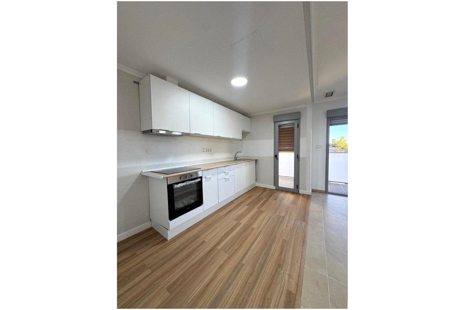 Revente - Apartment -
Torrevieja - Centro