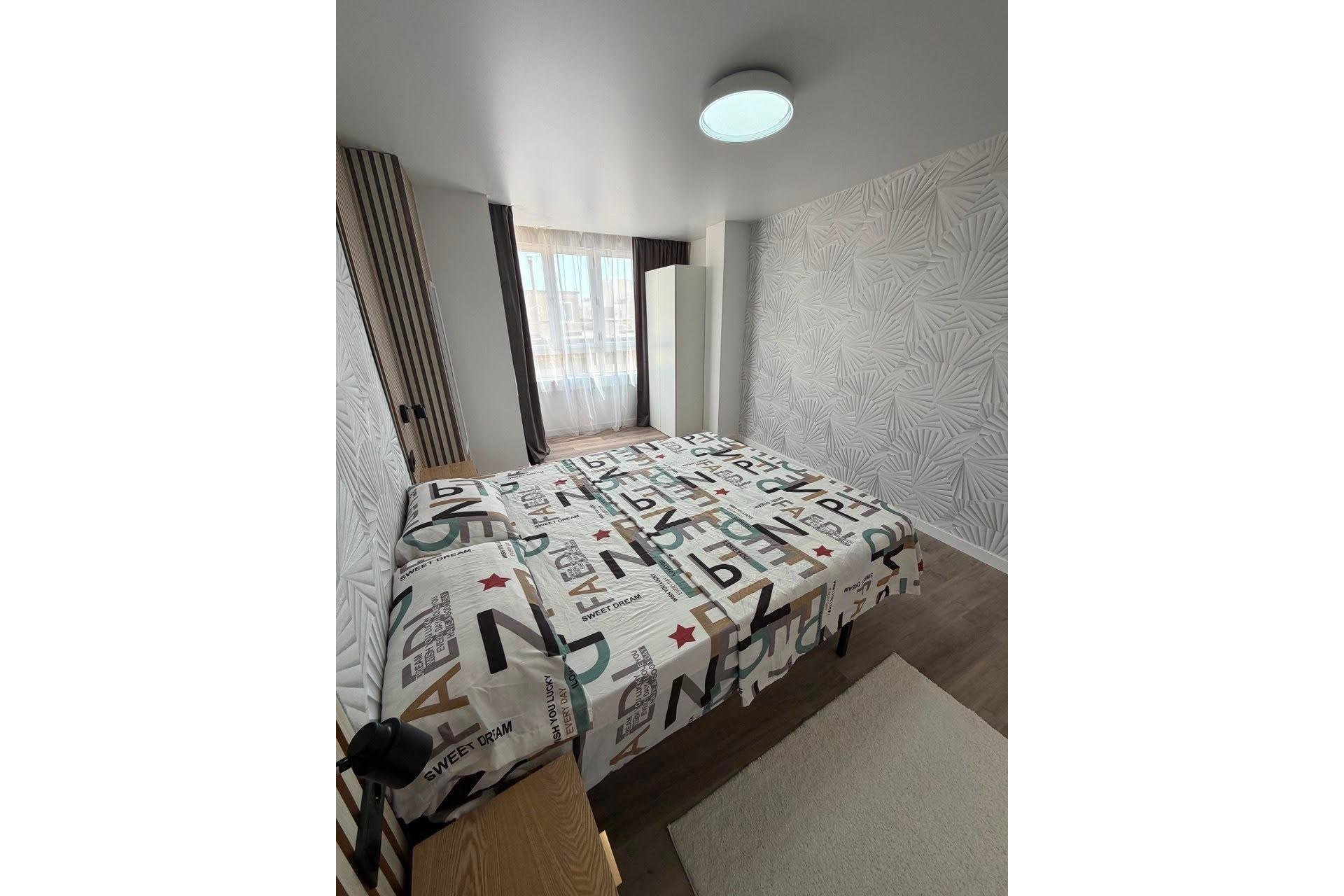 Revente - Apartment -
Torrevieja - Centro