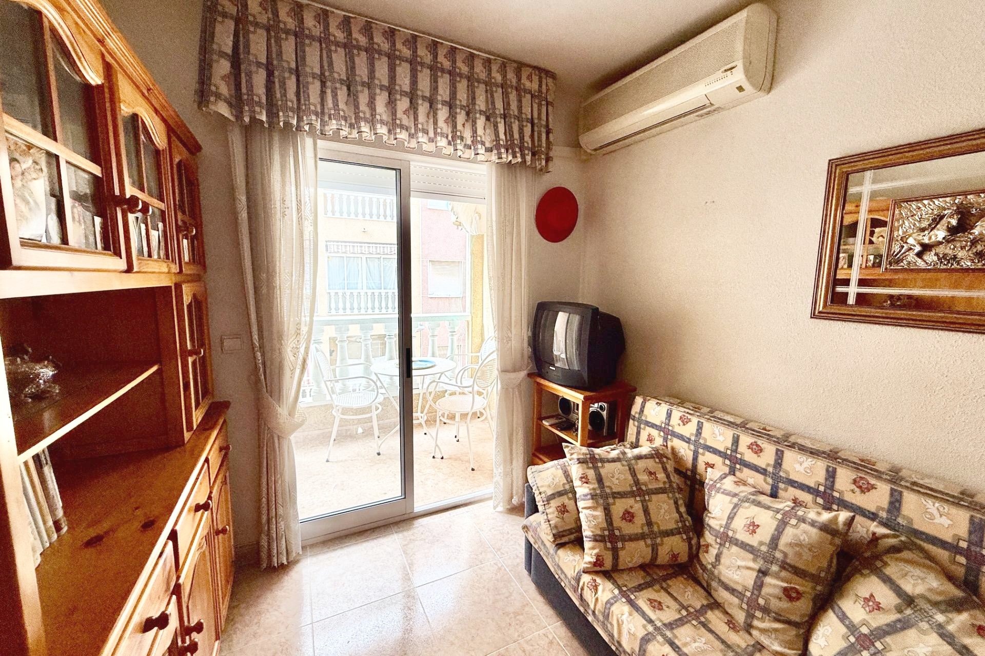 Revente - Apartment -
Torrevieja - Centro