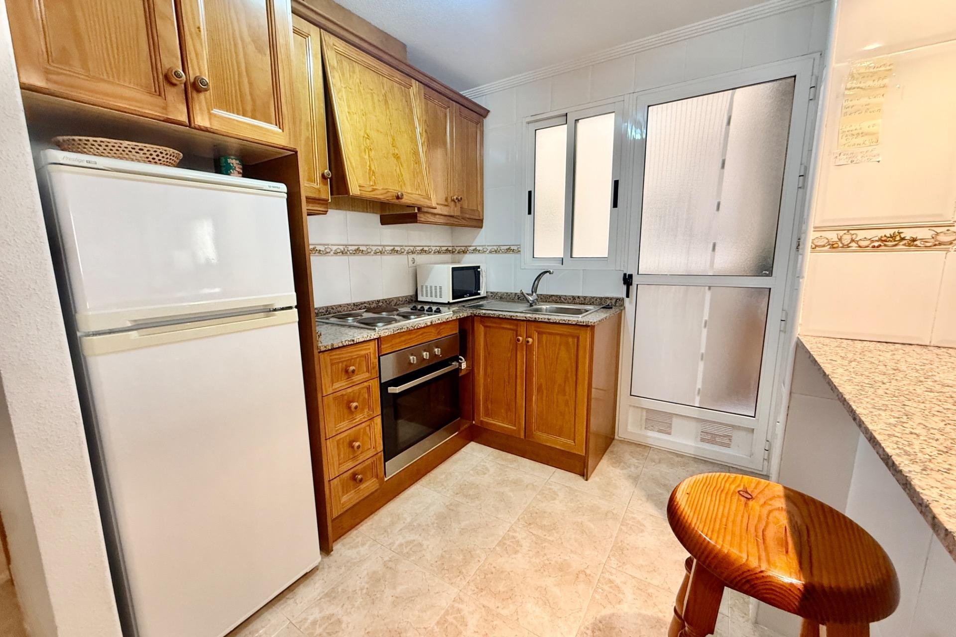 Revente - Apartment -
Torrevieja - Centro