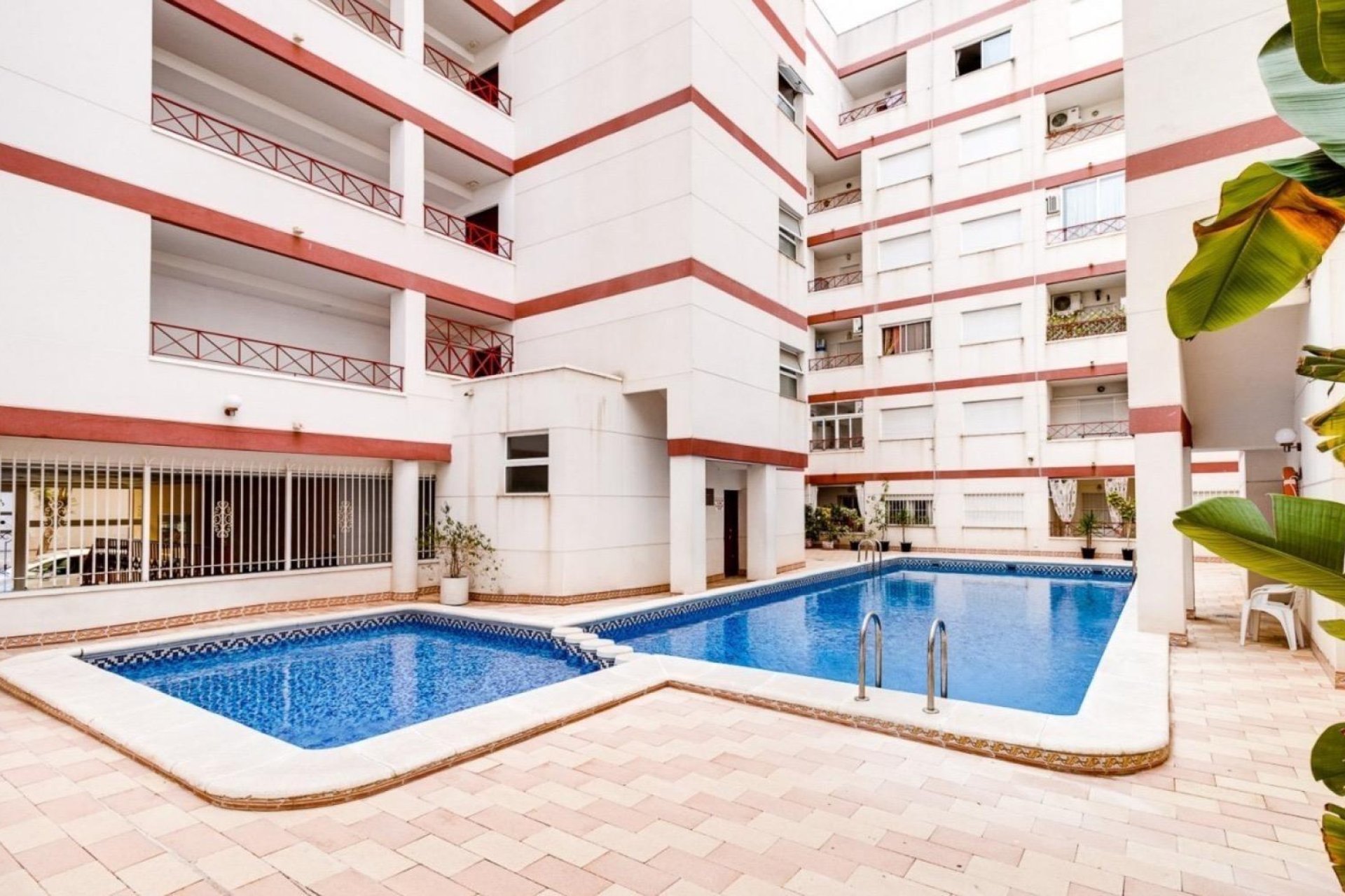 Revente - Apartment -
Torrevieja - Centro