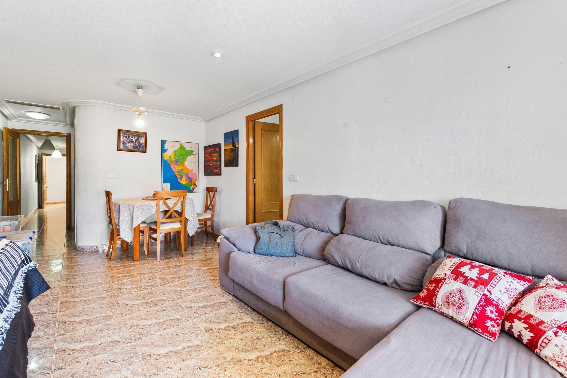 Revente - Apartment -
Torrevieja - Centro