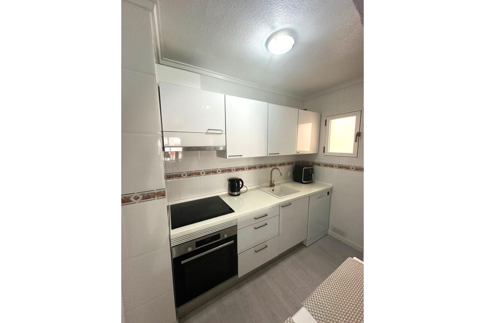 Revente - Apartment -
Torrevieja - Centro