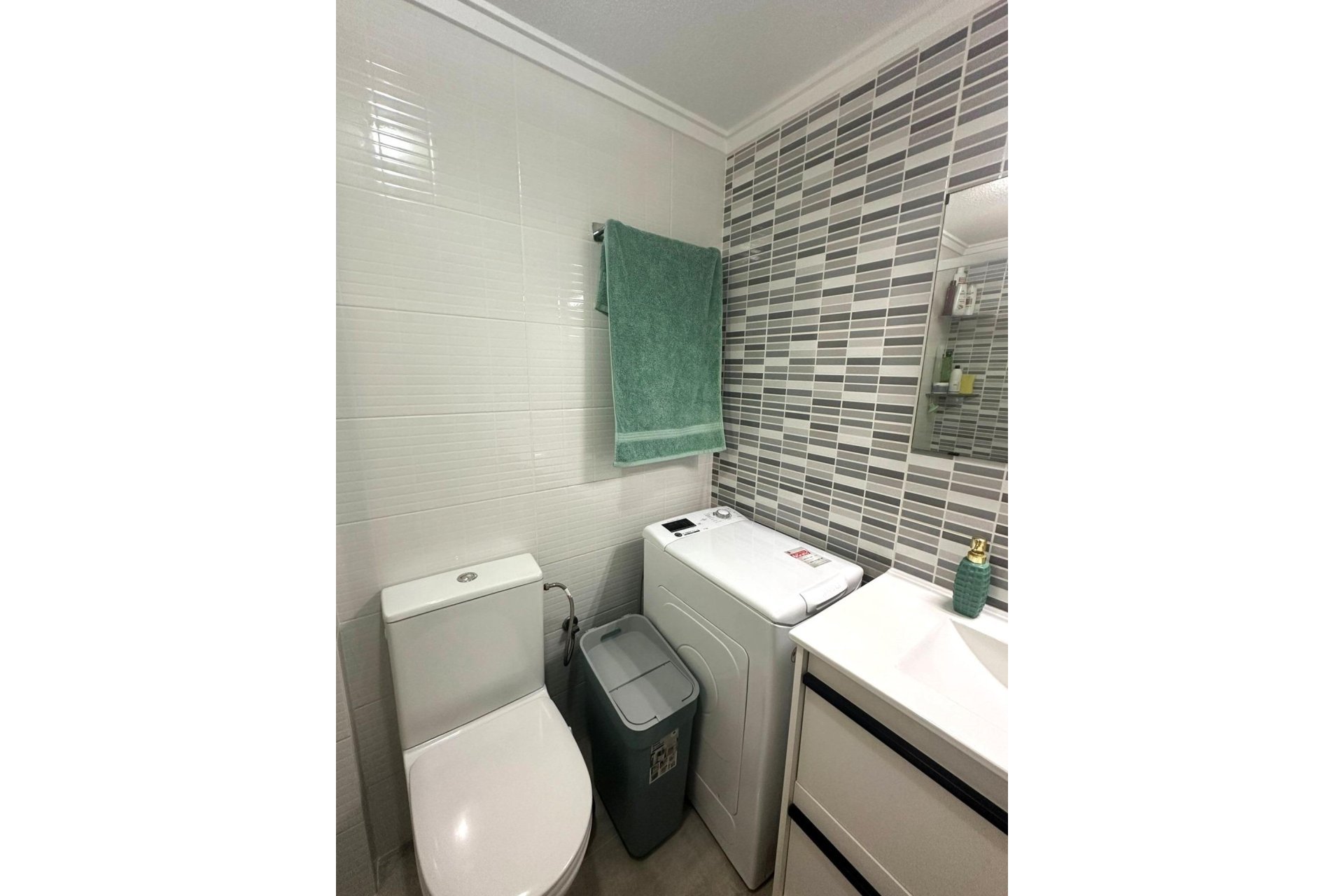 Revente - Apartment -
Torrevieja - Centro