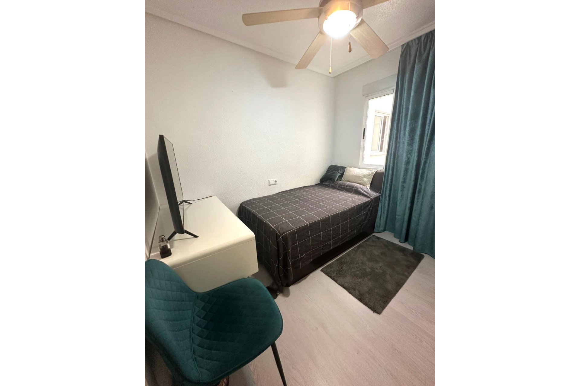 Revente - Apartment -
Torrevieja - Centro