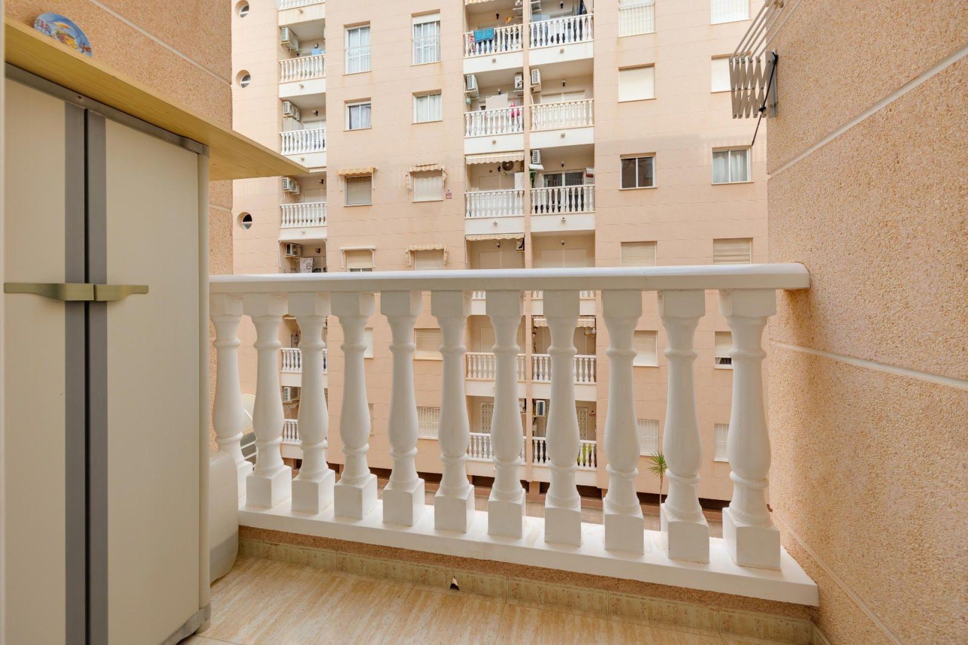 Revente - Apartment -
Torrevieja - Centro