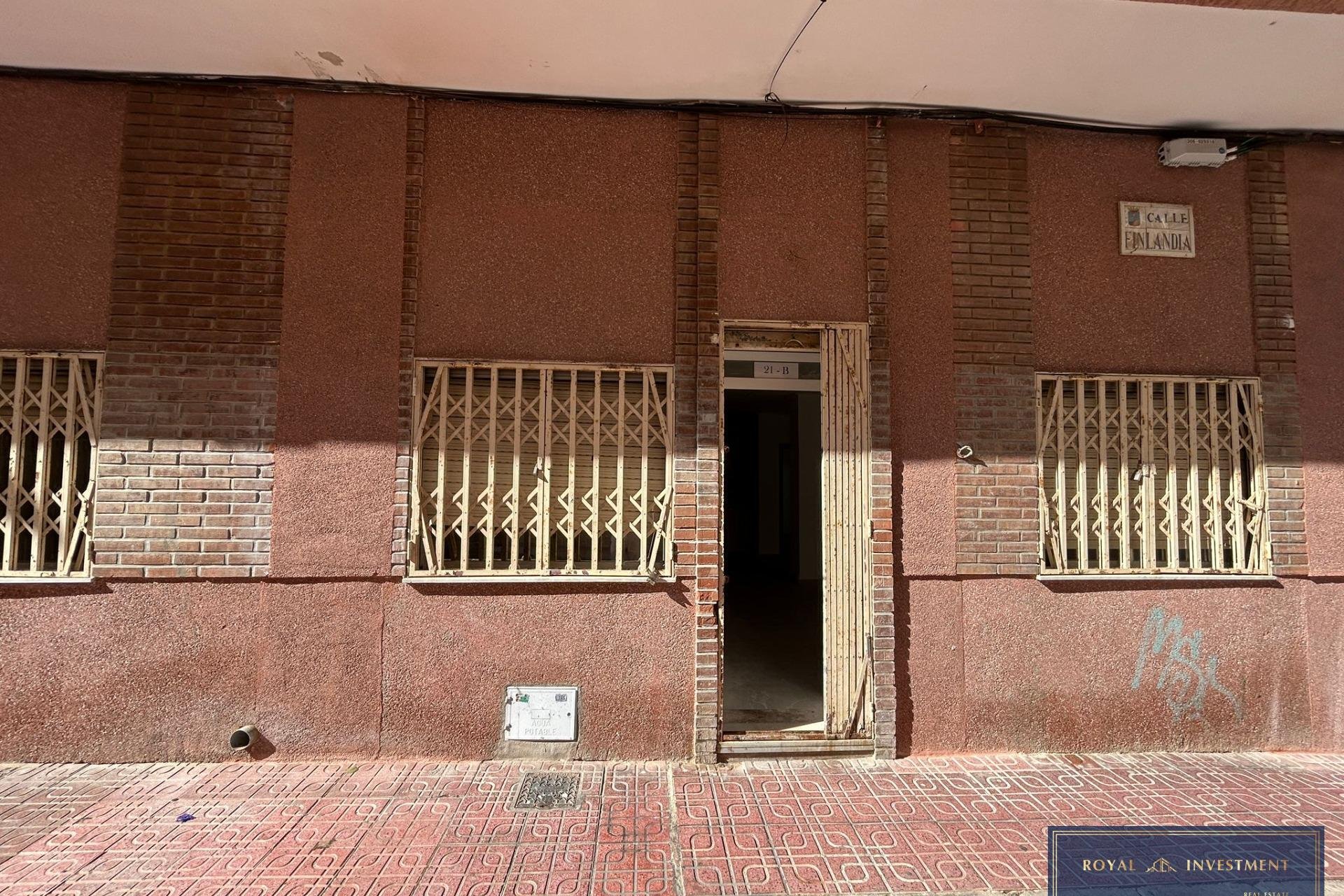 Revente - Apartment -
Torrevieja - Centro