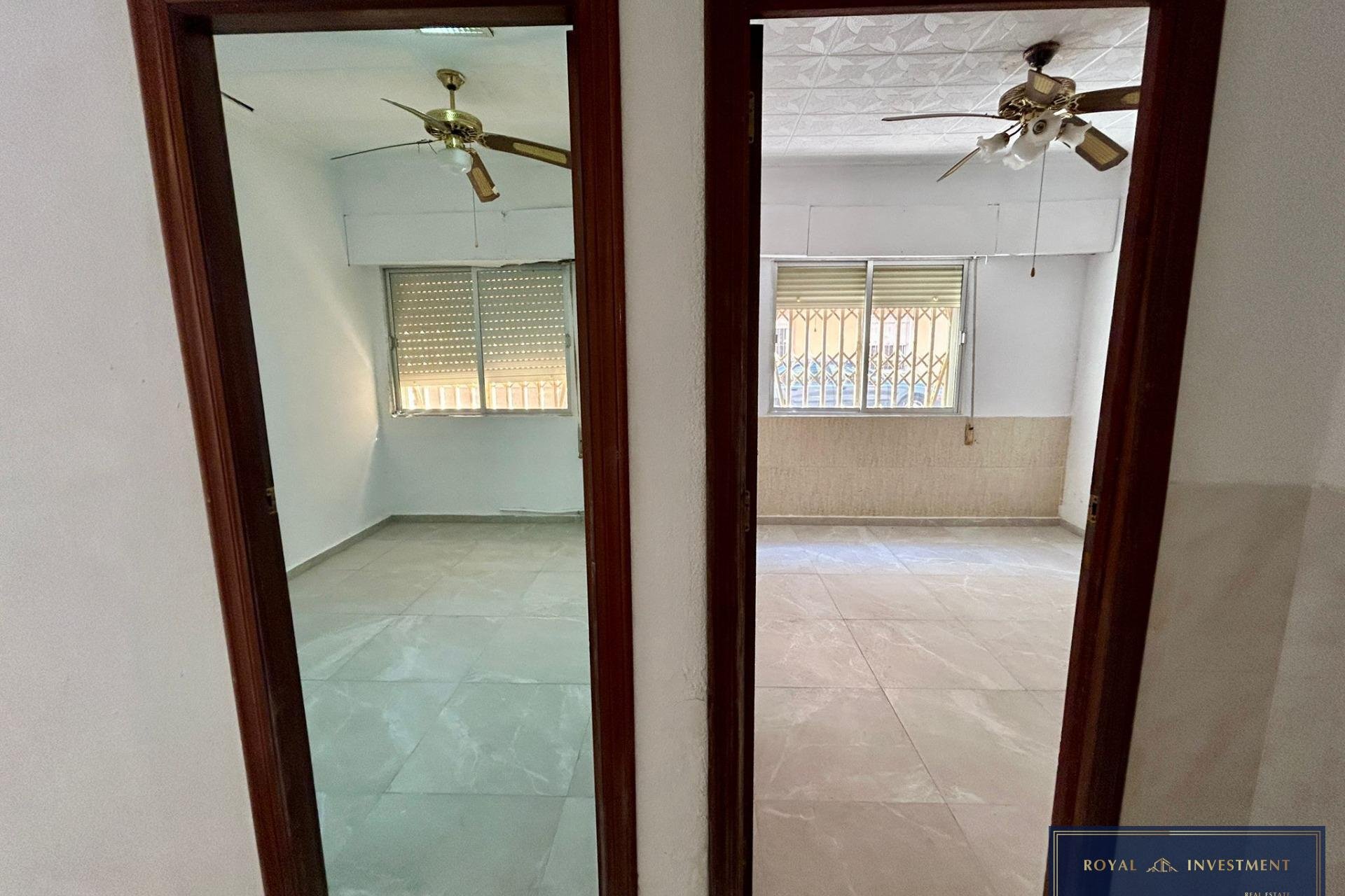 Revente - Apartment -
Torrevieja - Centro