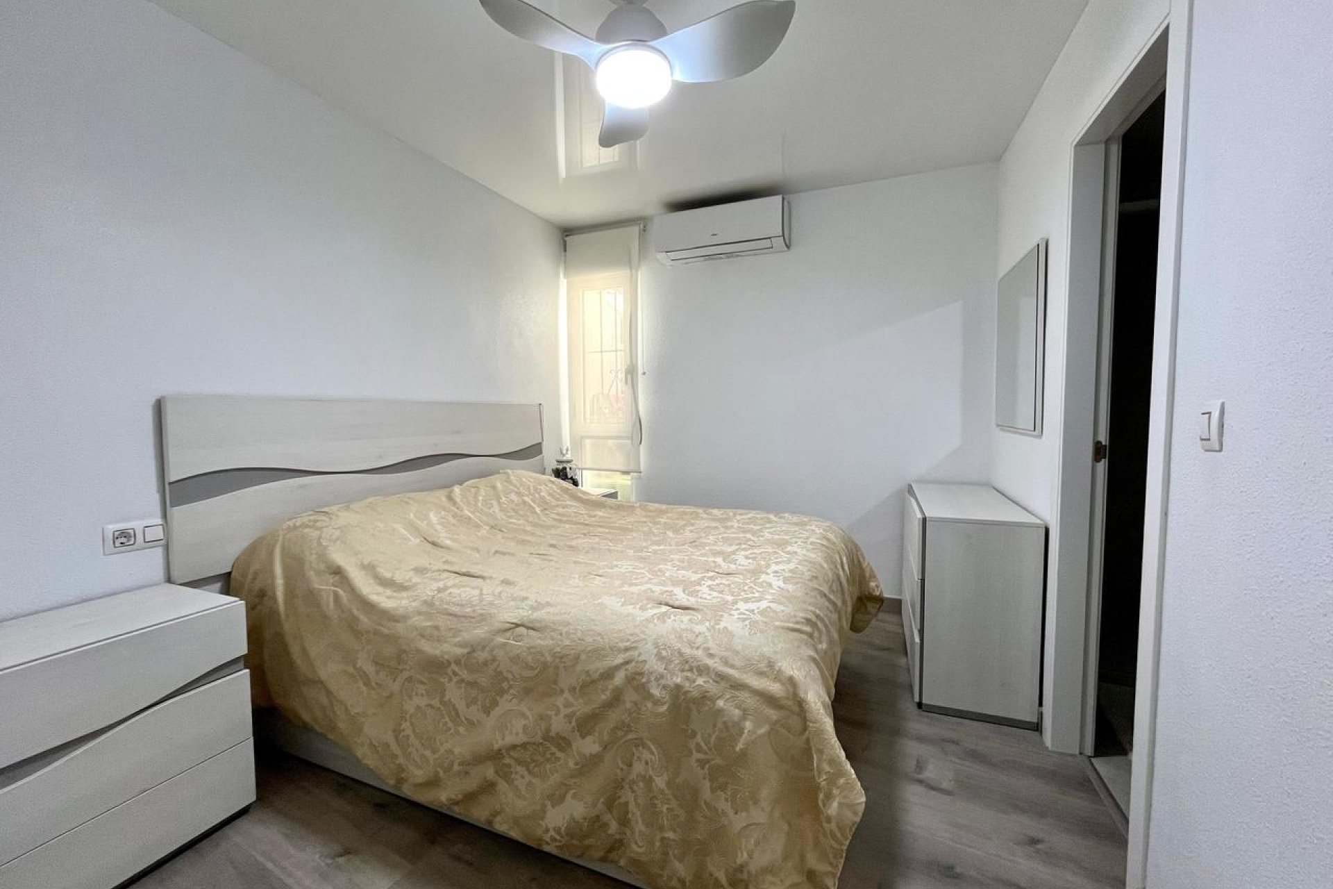 Revente - Apartment -
Torrevieja - Costa Blanca