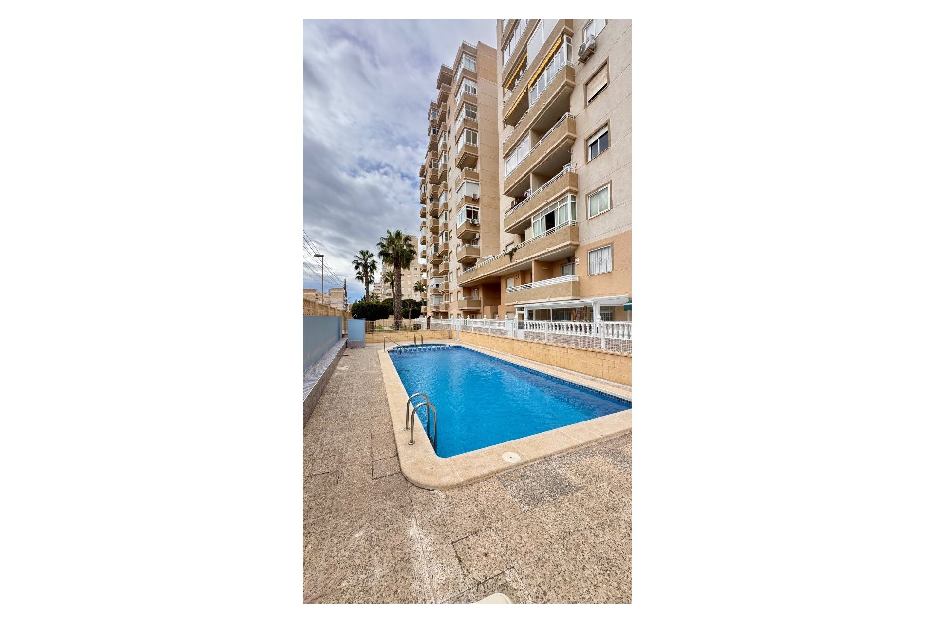 Revente - Apartment -
Torrevieja - Costa Blanca