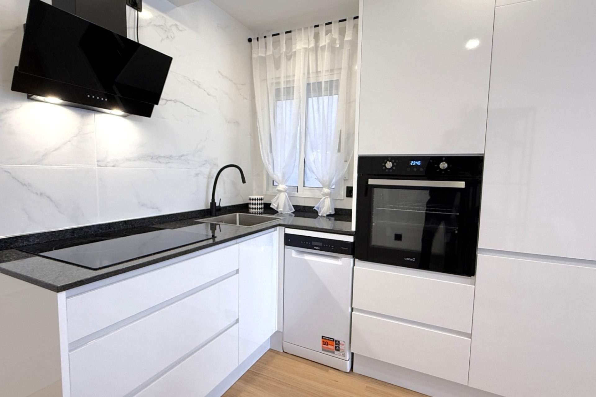 Revente - Apartment -
Torrevieja - Costa Blanca